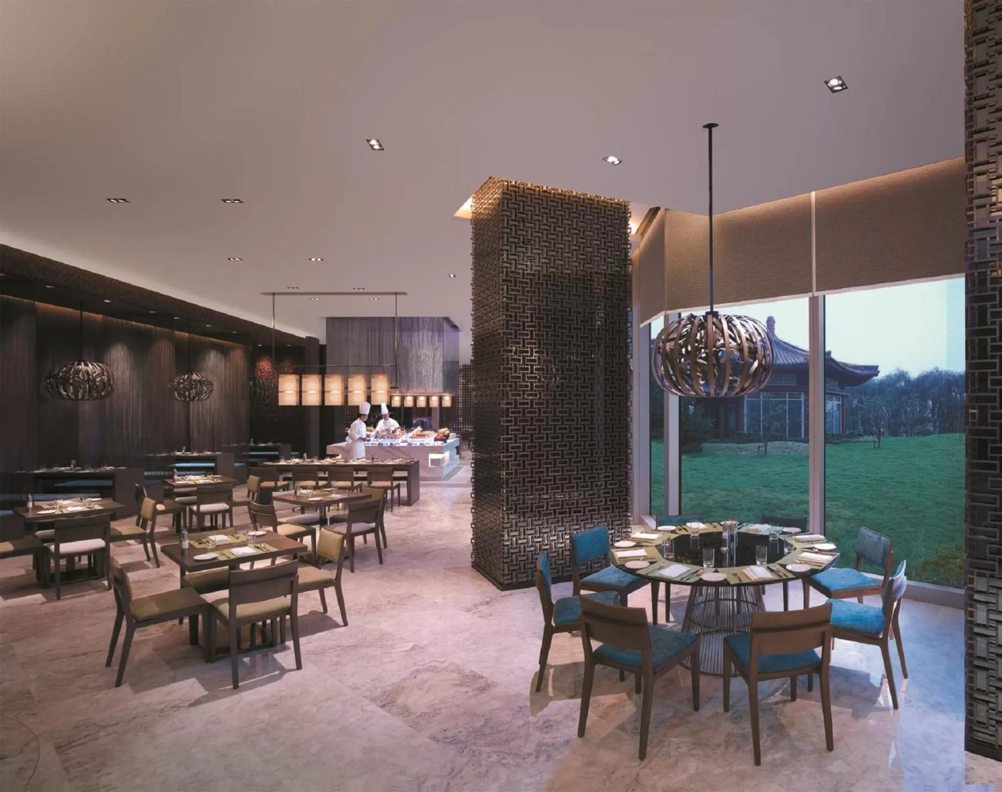 Restaurant/places to eat in Shangri-La Qufu