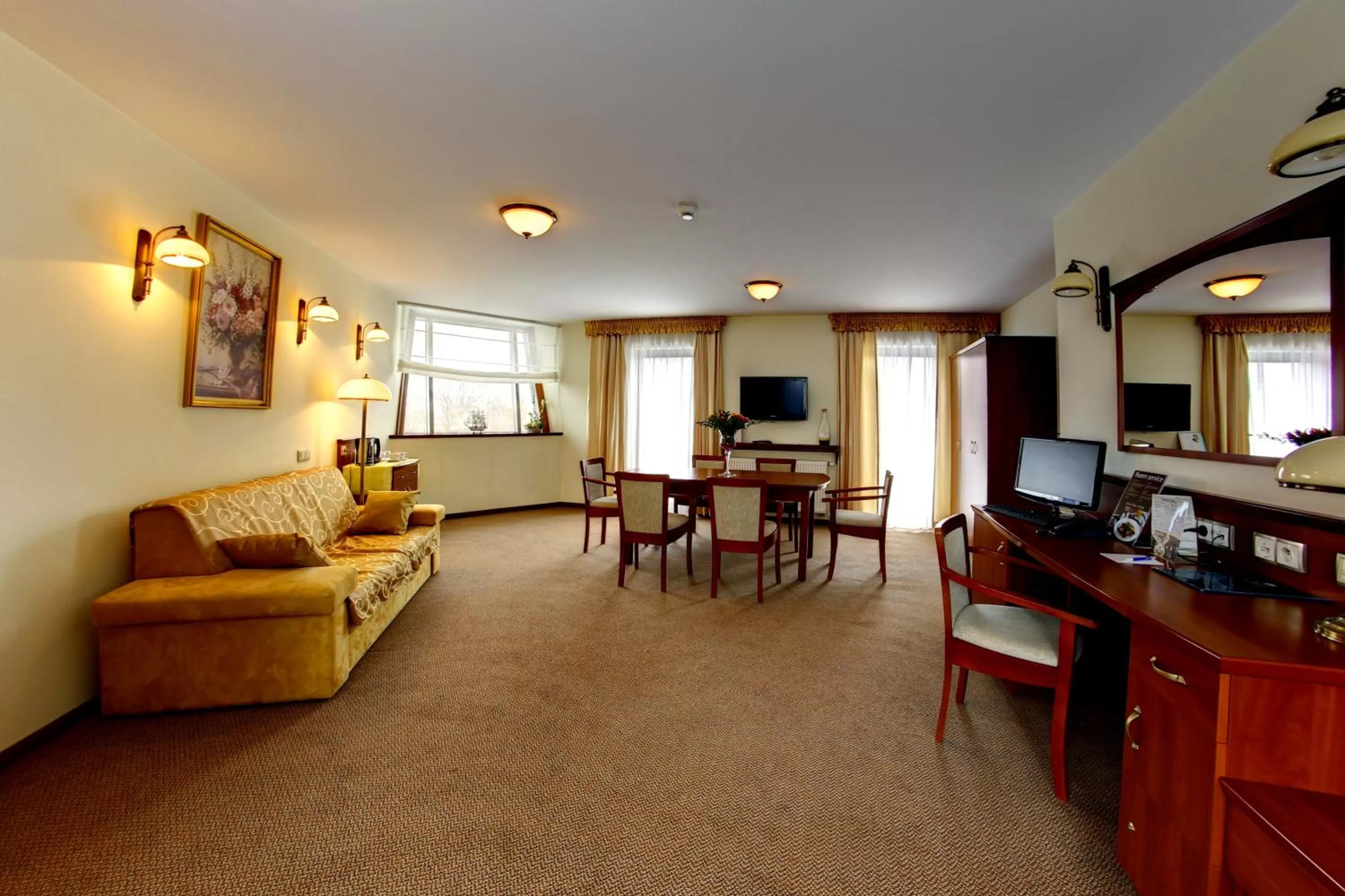 Photo of the whole room in Hotel Great Polonia Conrad Kraków