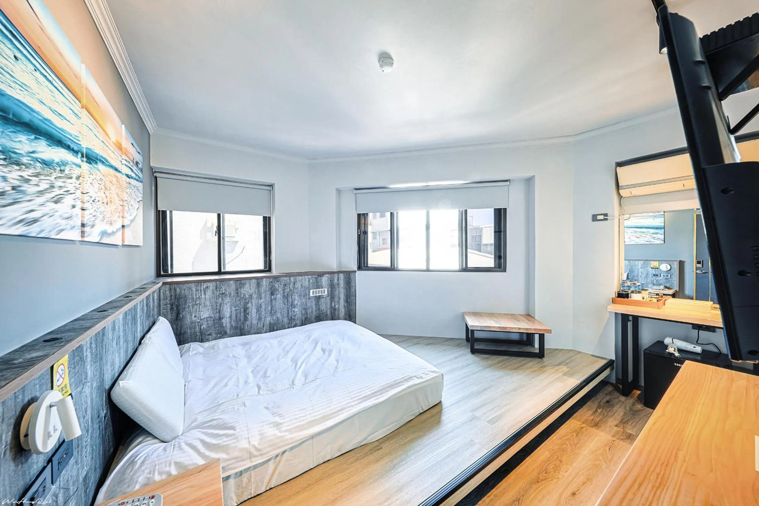 Bed in 亞馨文旅 近東大門夜市 有免費停車場 可自助入住