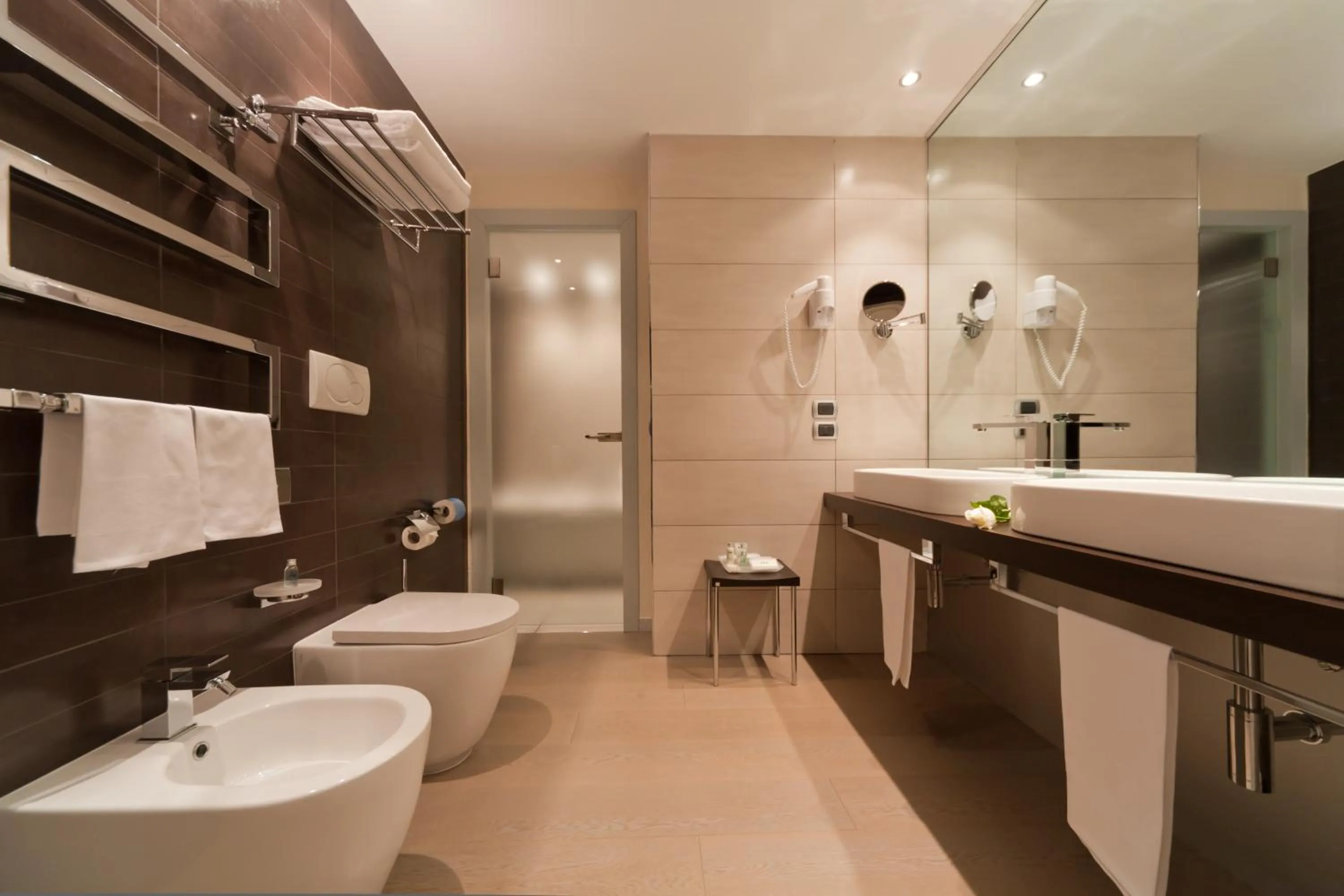 Bathroom in RMH MODENA DES ARTS