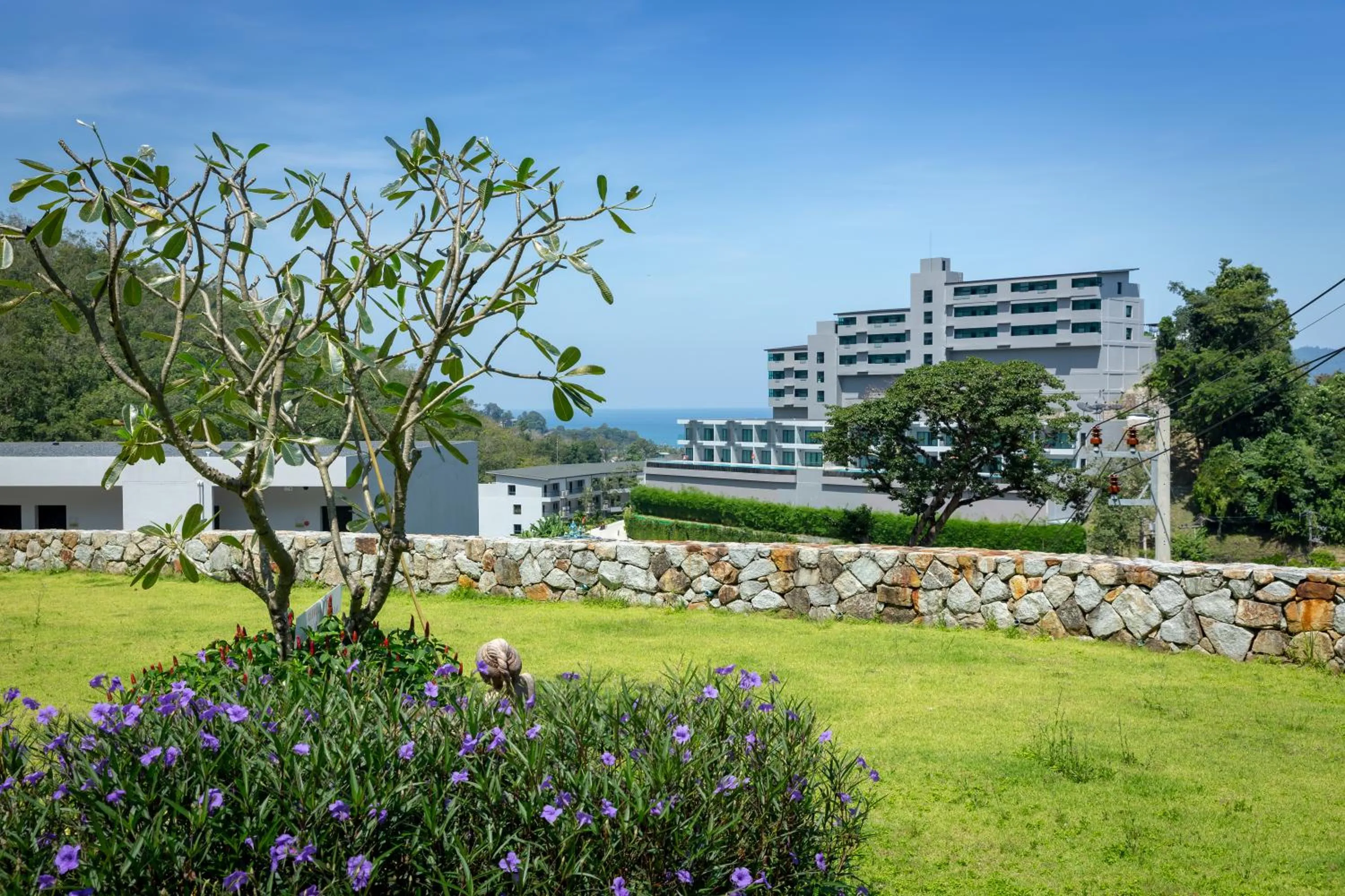 Garden in Patong Bay Hill