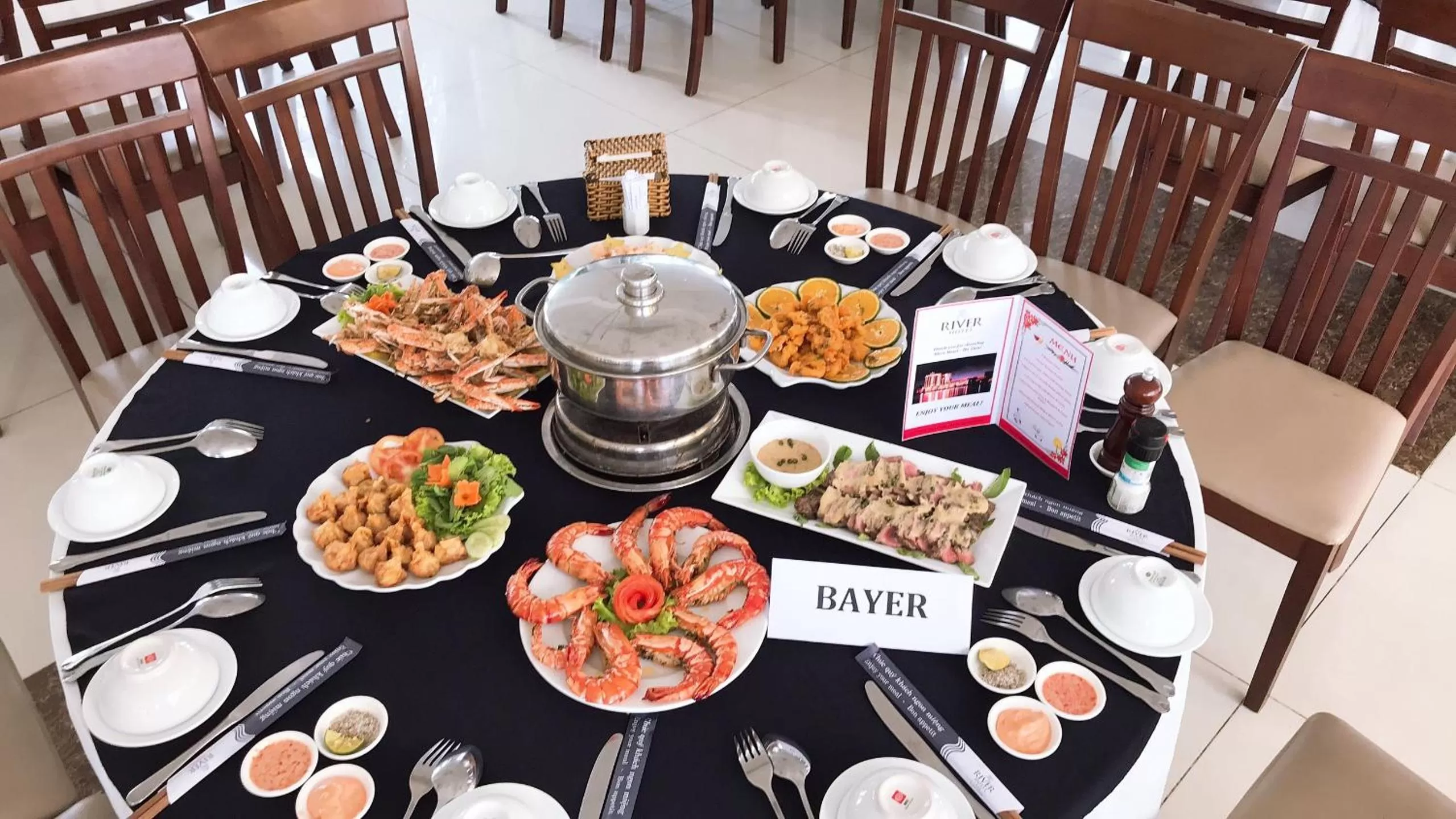 Dinner in River Hotel