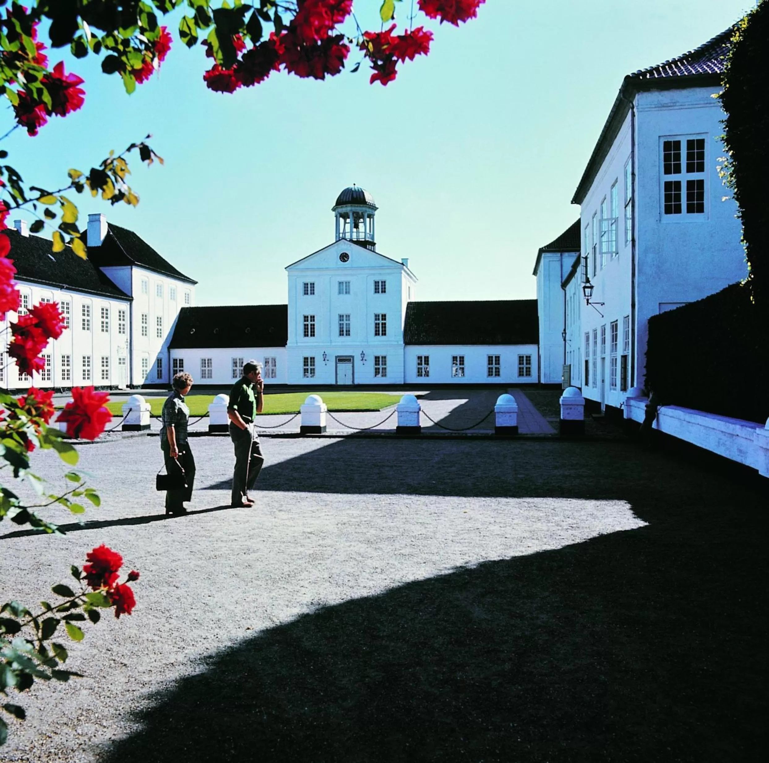 People, Property Building in Benniksgaard Bed & Breakfast