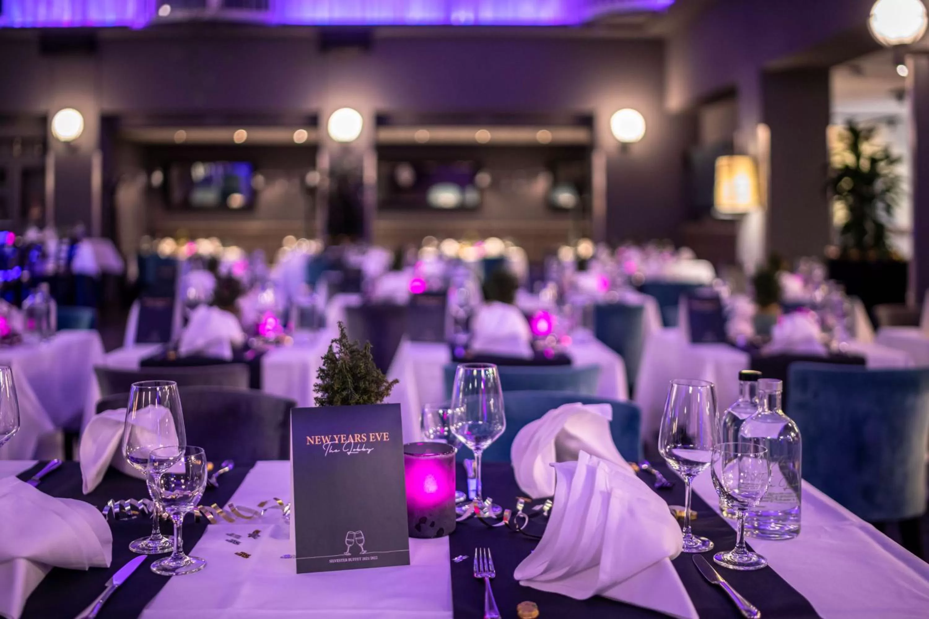 Restaurant/places to eat in Radisson Blu Hotel Bremen