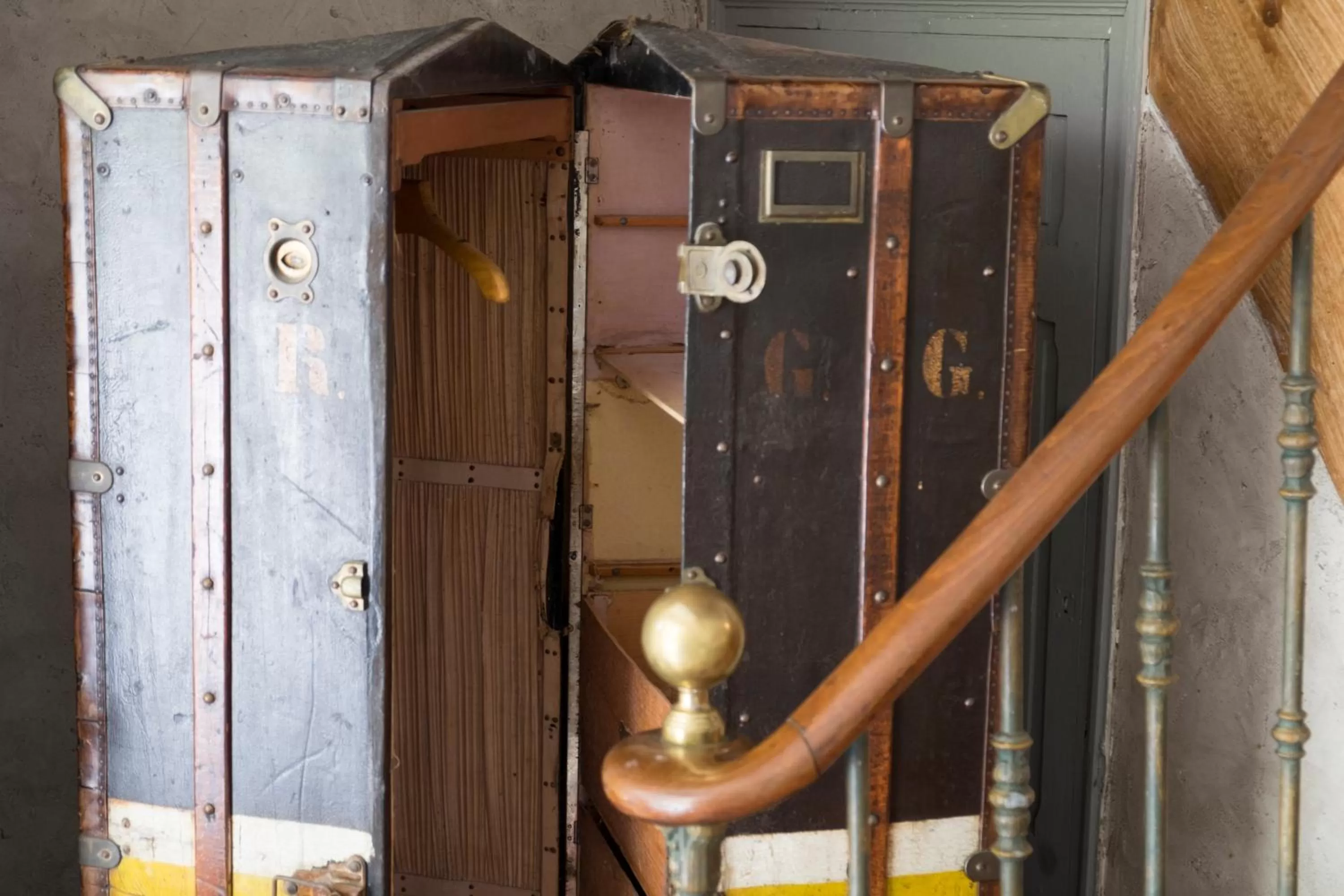 Decorative detail in Chambres d hôtes du Castell de Blés