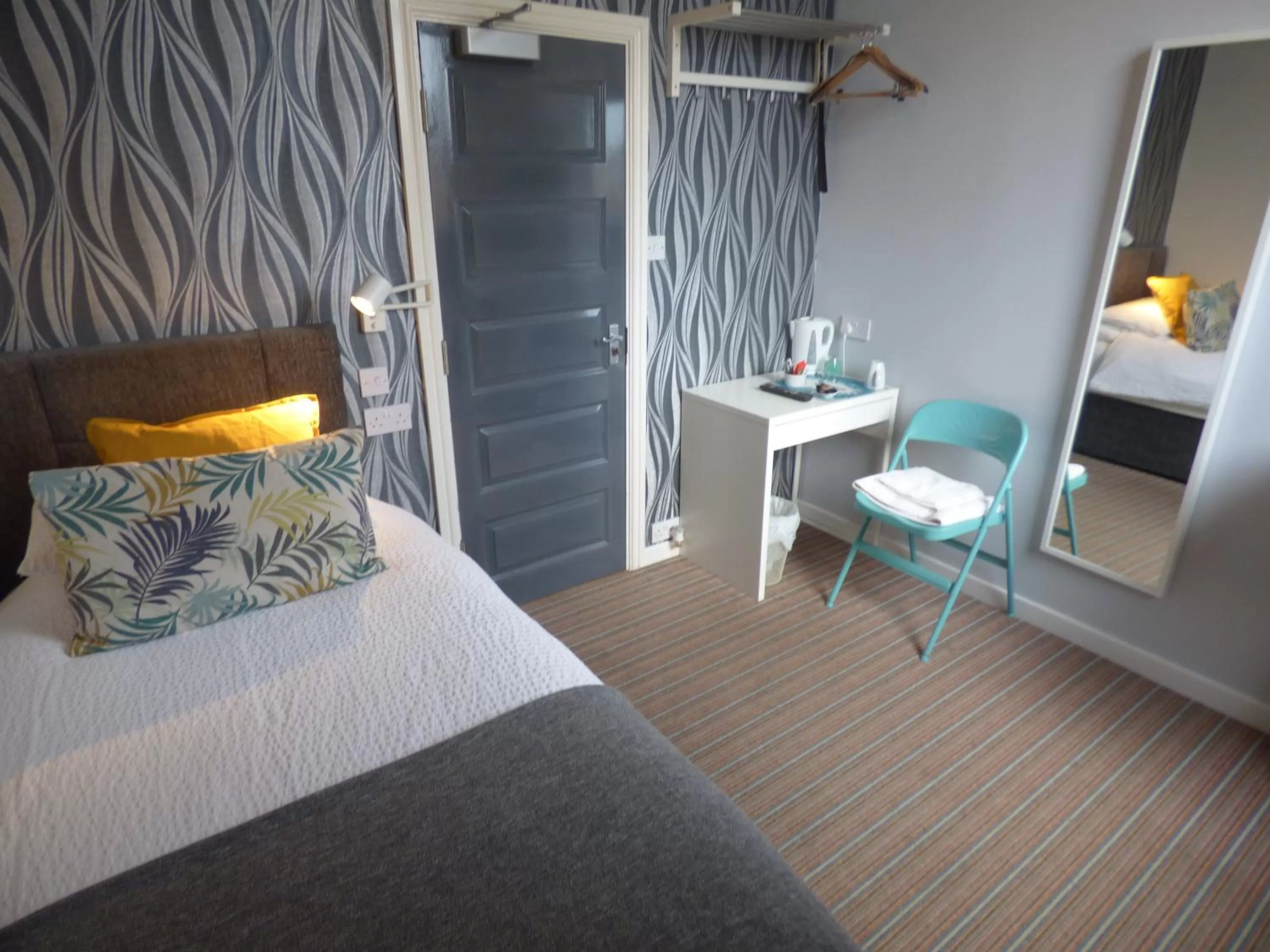 Bed in Wheldale Hotel