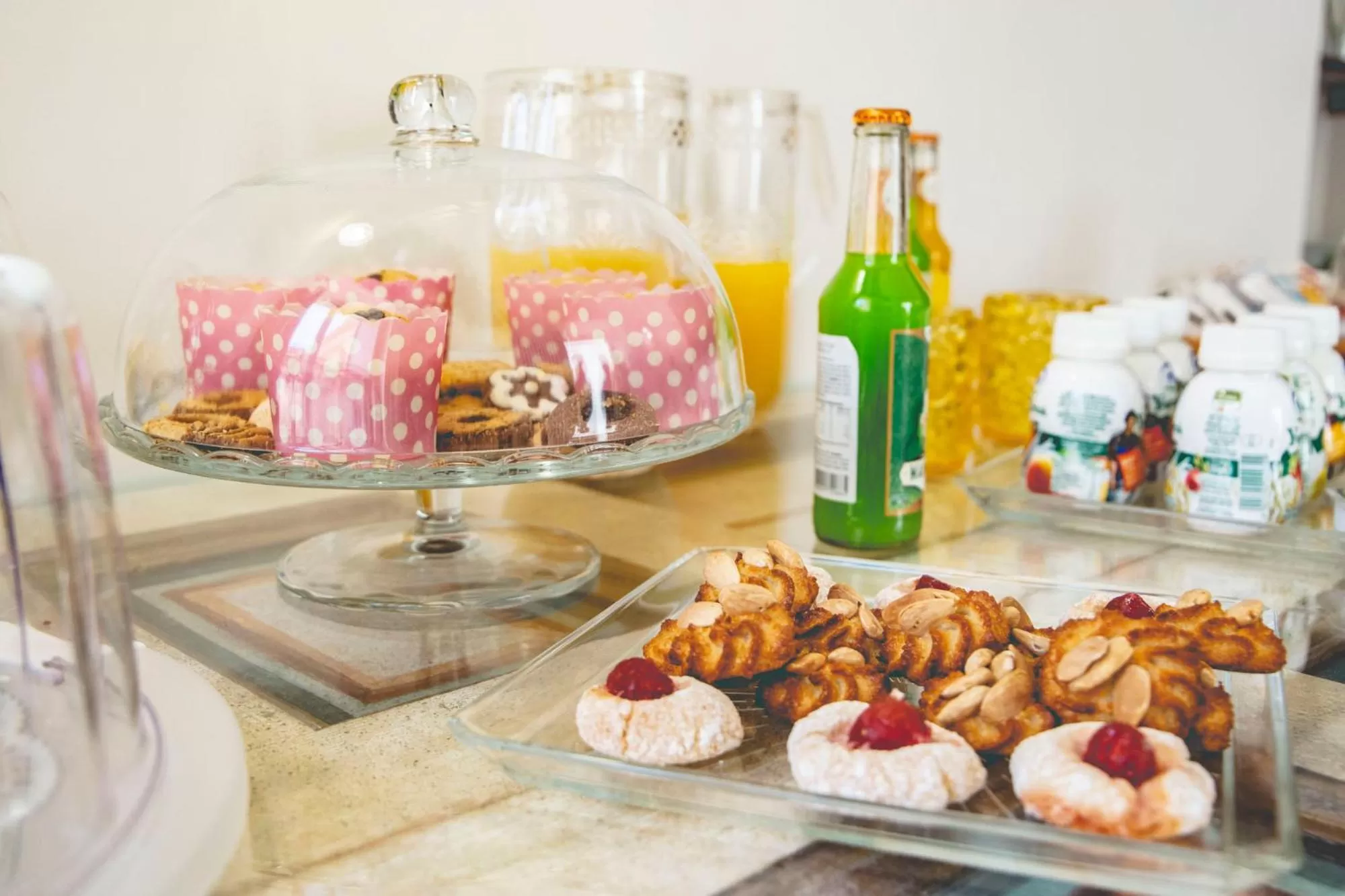 Food and drinks in Home dentro il teatro