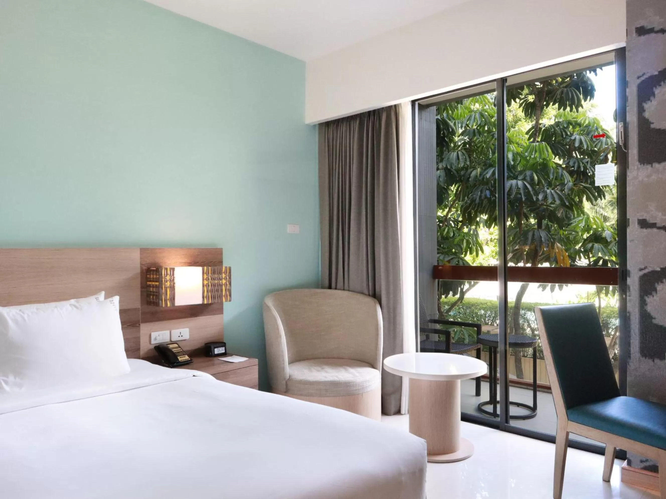 Bedroom, Bed in Holiday Inn Express Phuket Patong Beach Central by IHG