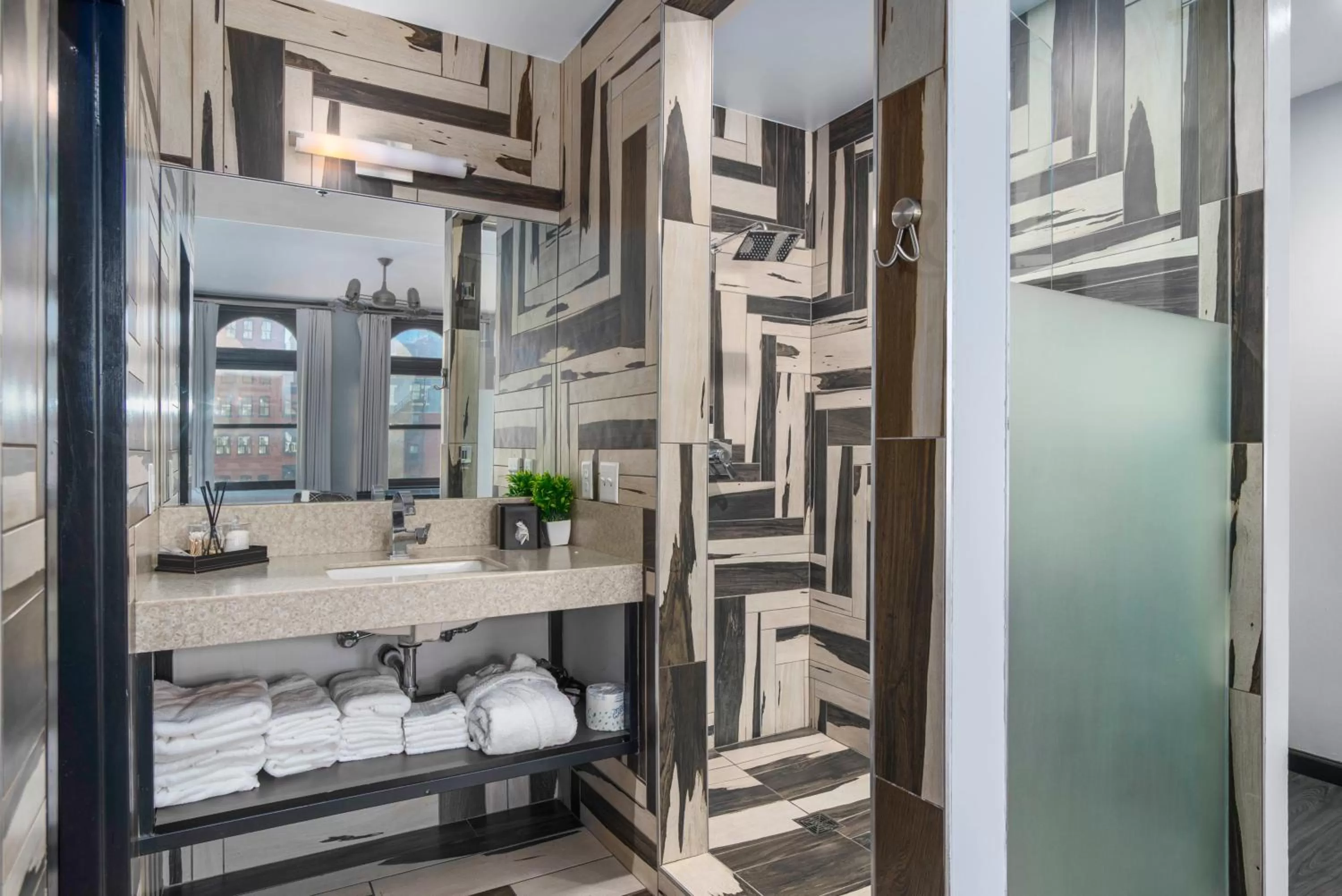 Bathroom in Good Hotels Downtown Denver