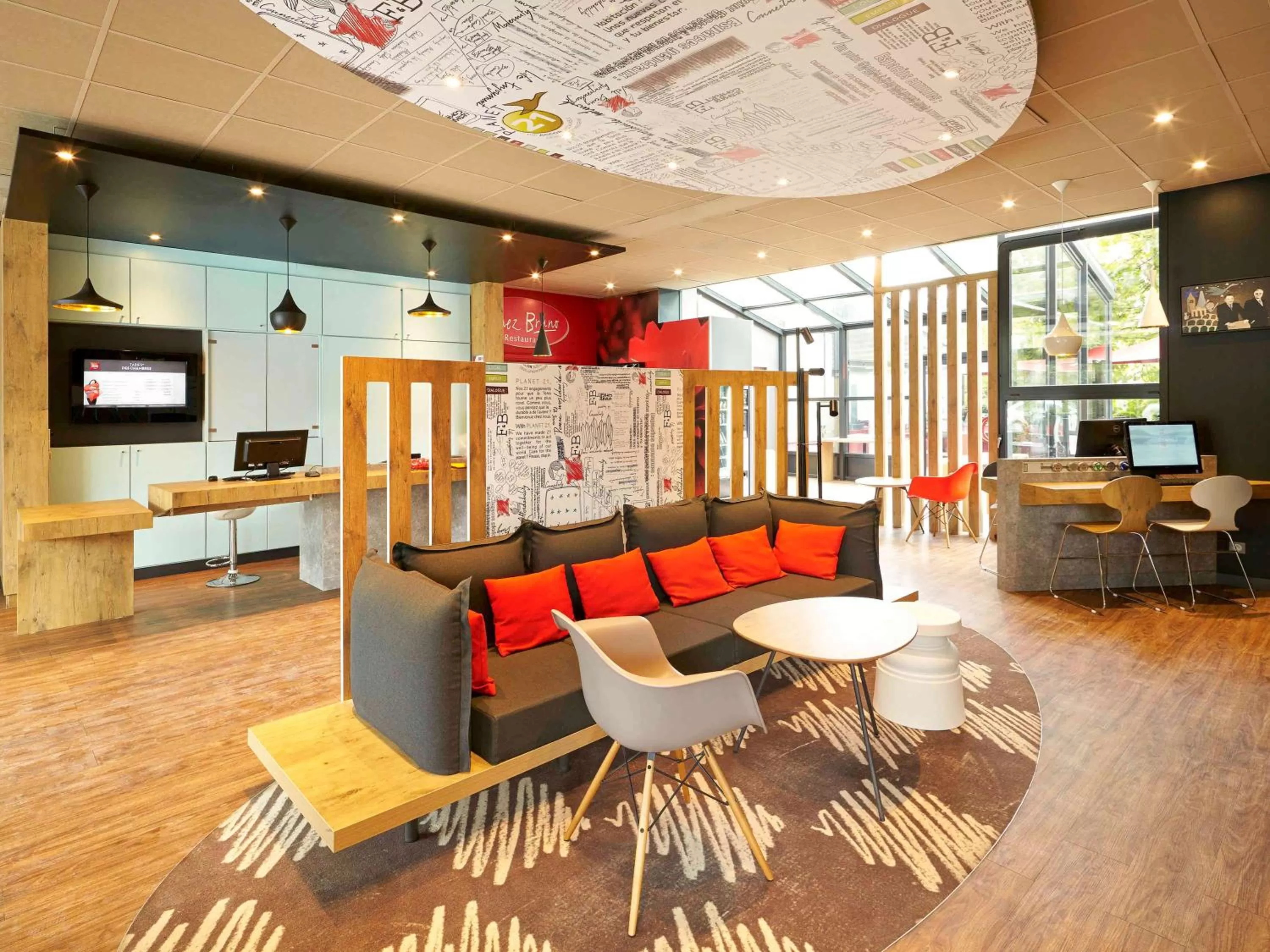 Property building in ibis Marne La Vallee Champs-sur-Marne