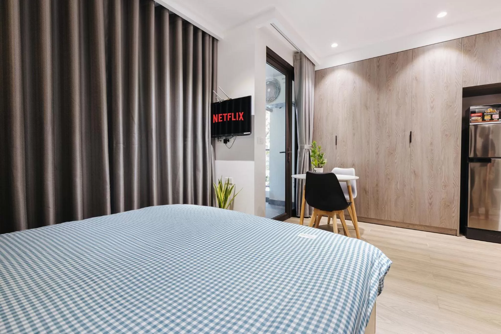 Bed in LUCK APART 8 - Hanoi Westlake Balcony Studio