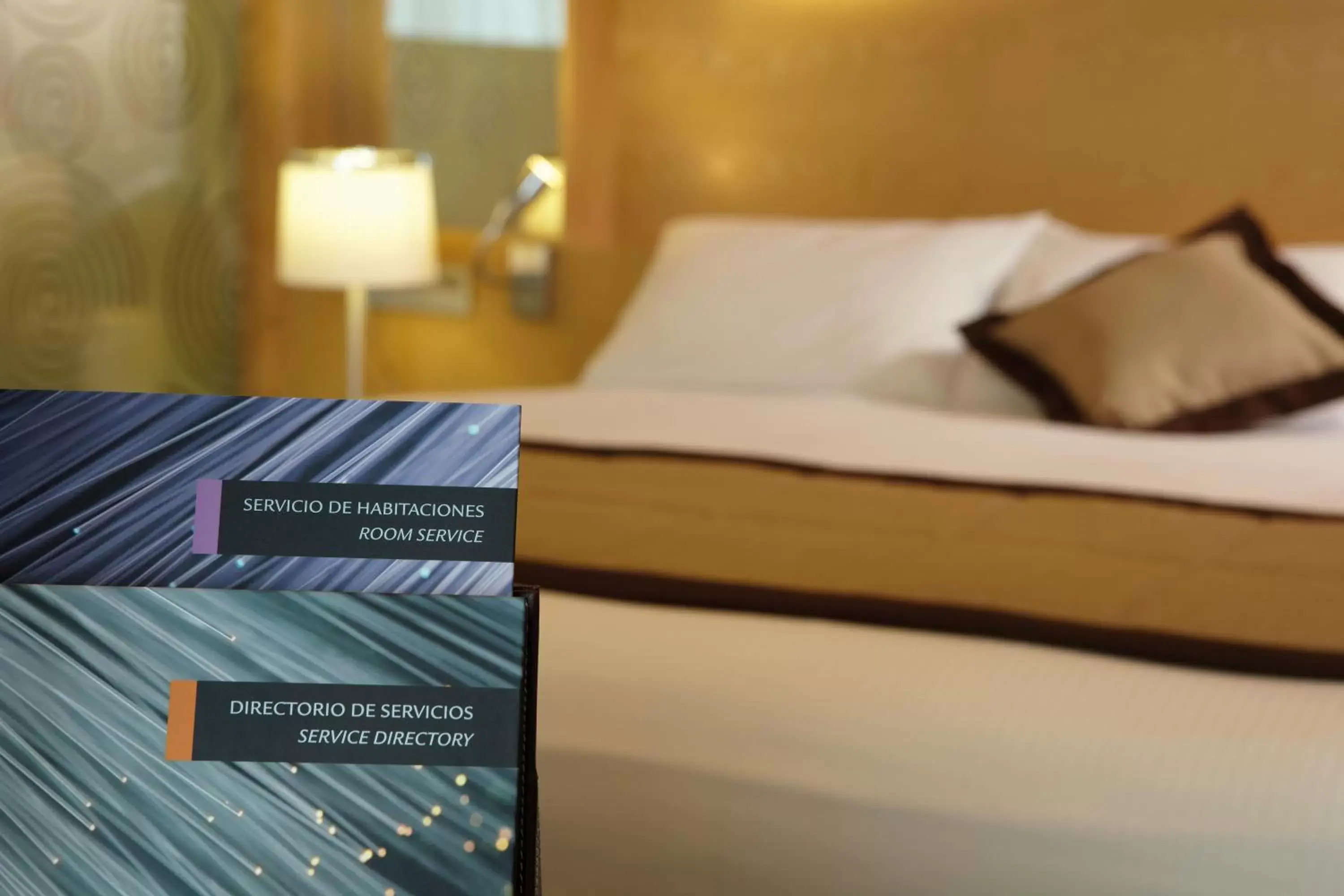 Executive King Room in Riu Plaza Panamá Executive King Room in Riu Plaza Panamá