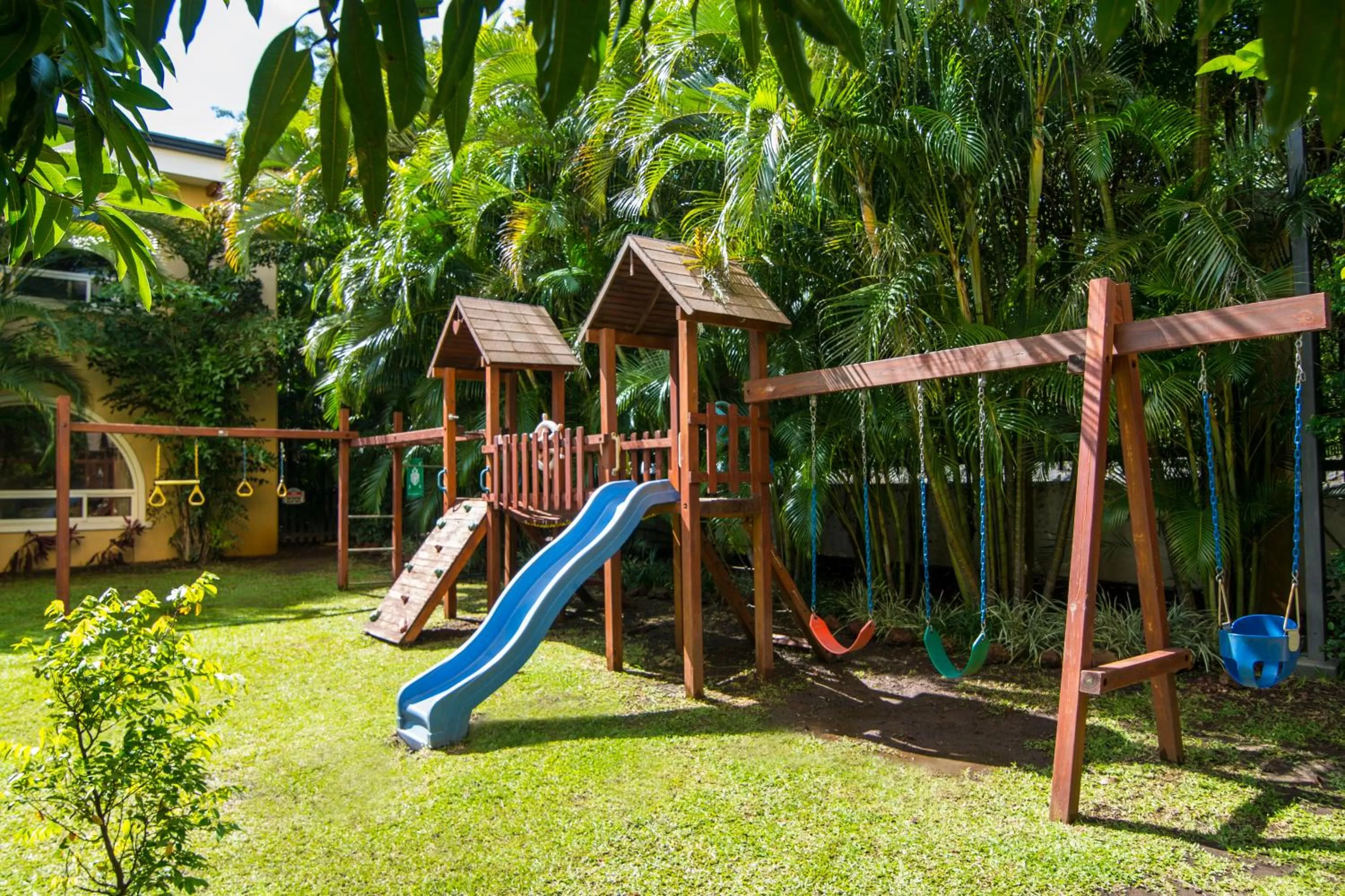 Children play ground in Apartotel & Suites Villas del Rio