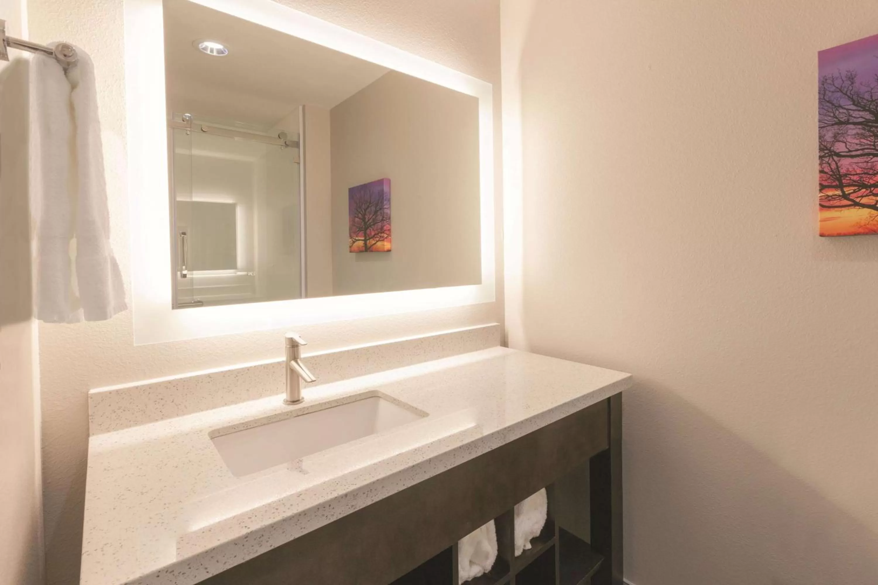 Photo of the whole room in La Quinta by Wyndham Terre Haute