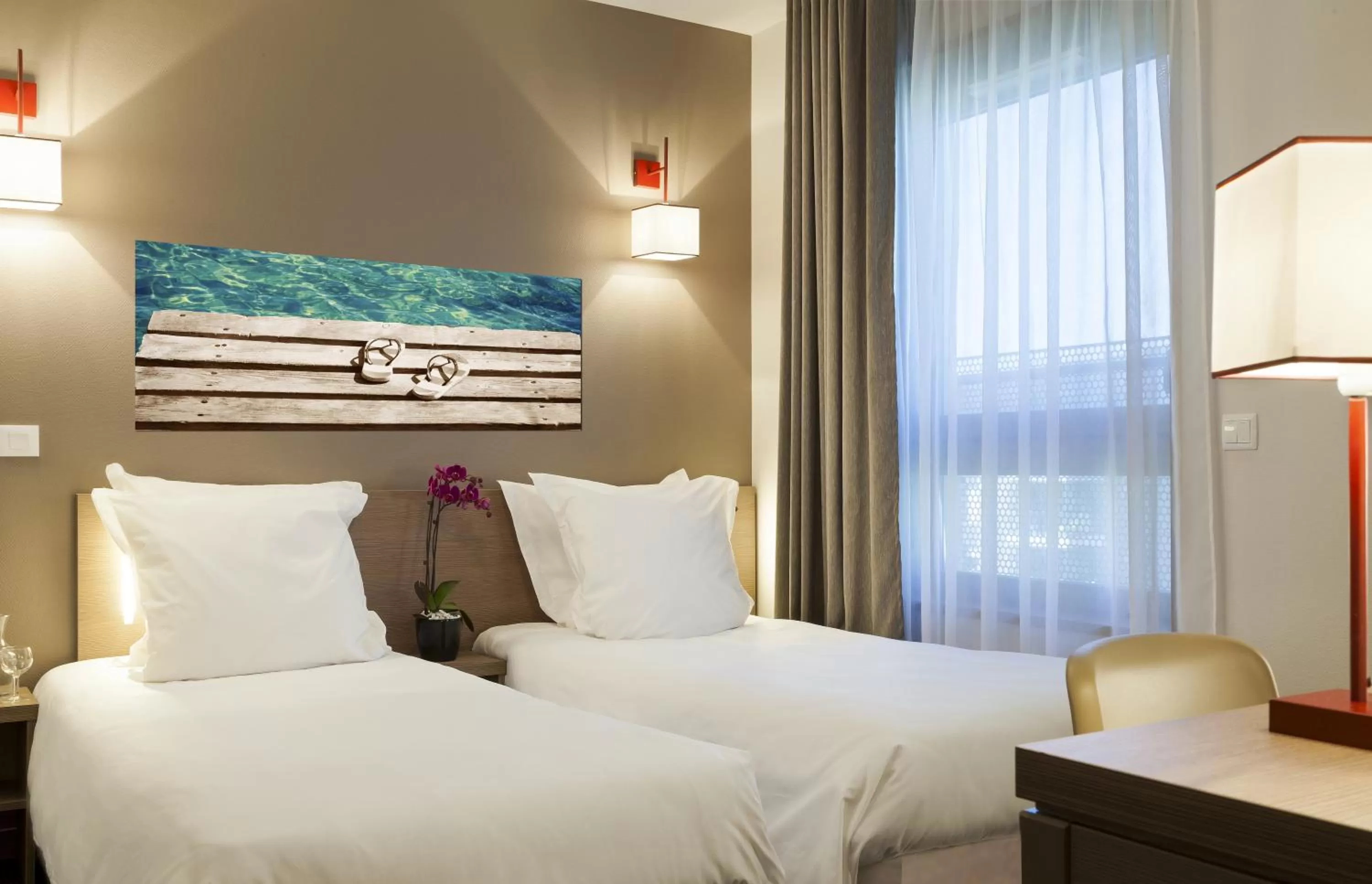 Nehô Suites Porte de Genève - Gare Annemasse