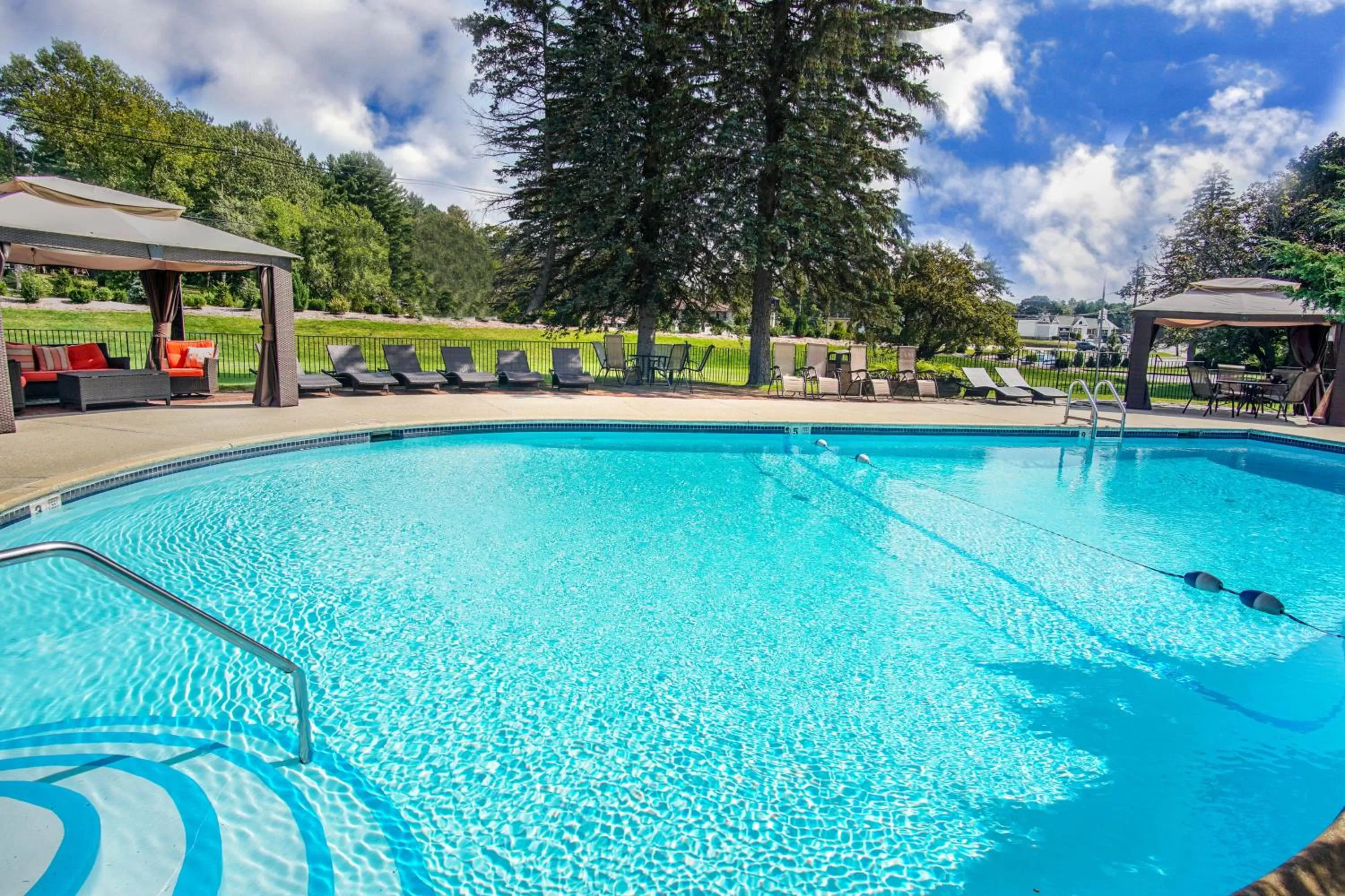 Summer in The Yankee, Trademark Collection by Wyndham