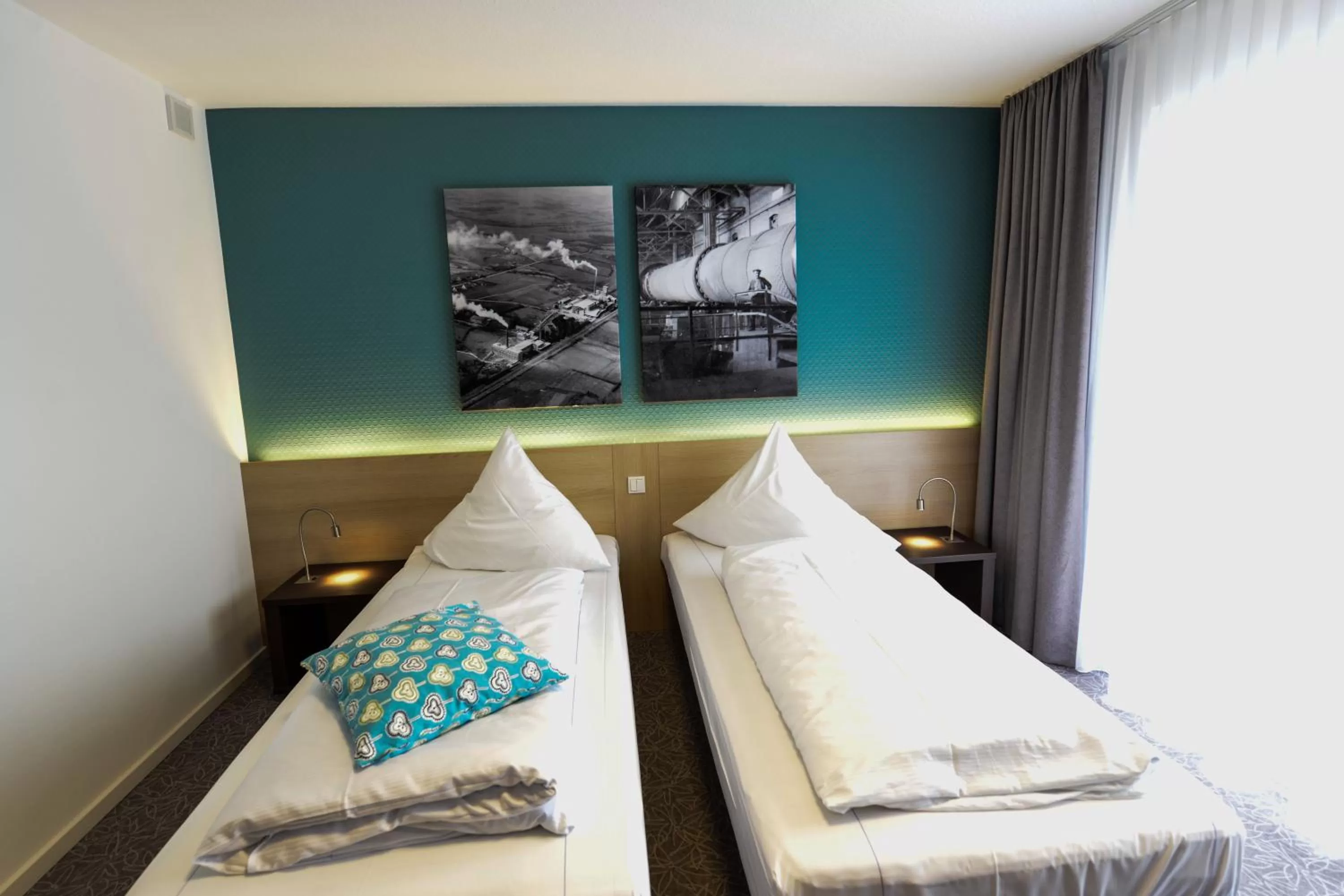 Day, Bed in Hotel Am Markt