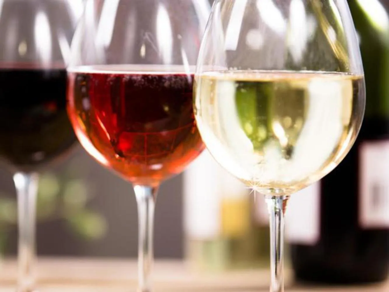 Drinks in Beacon Country House B & B & Luxury Shepherd Huts