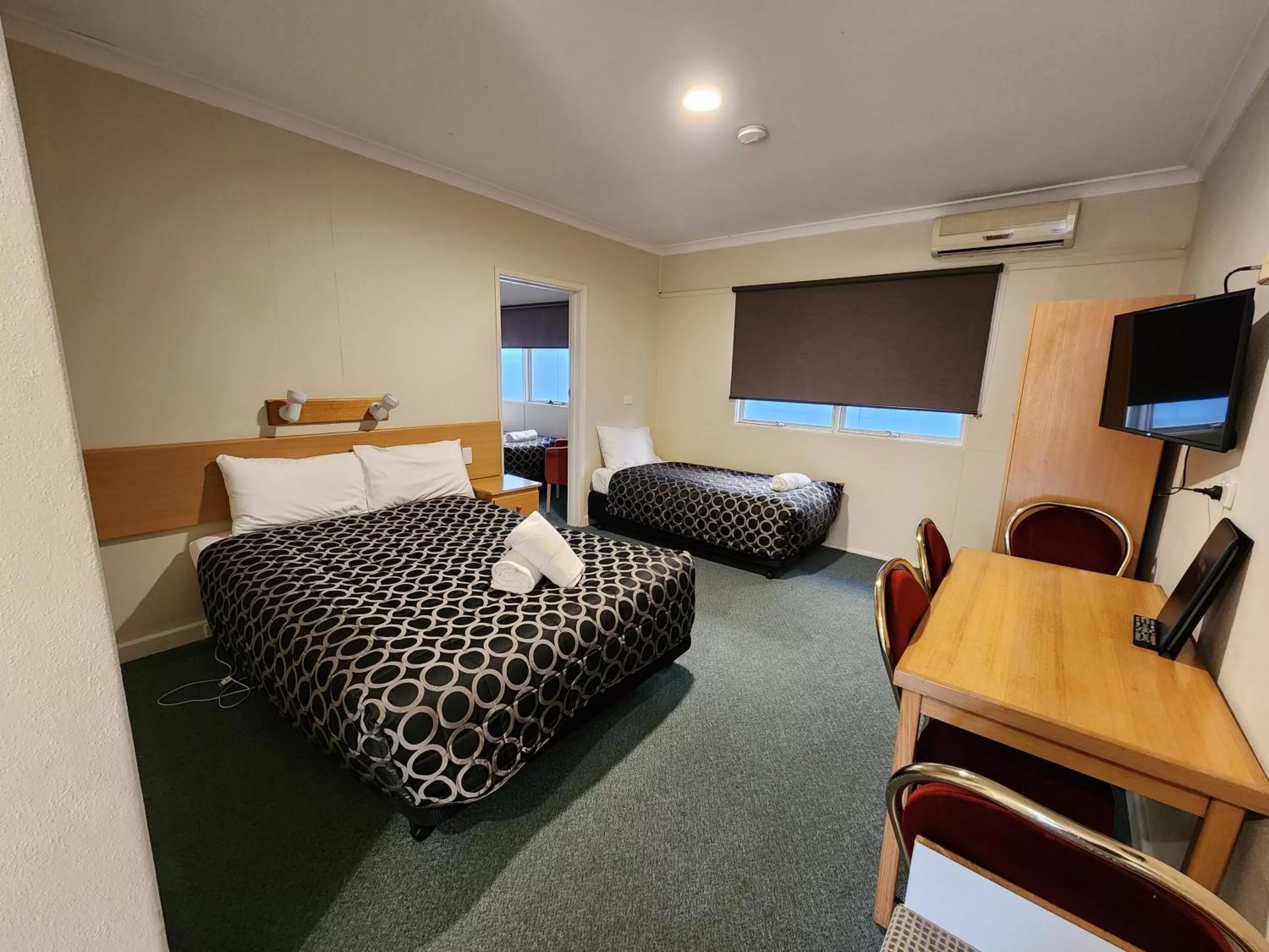 Bed in Hume Inn Motel Albury CBD