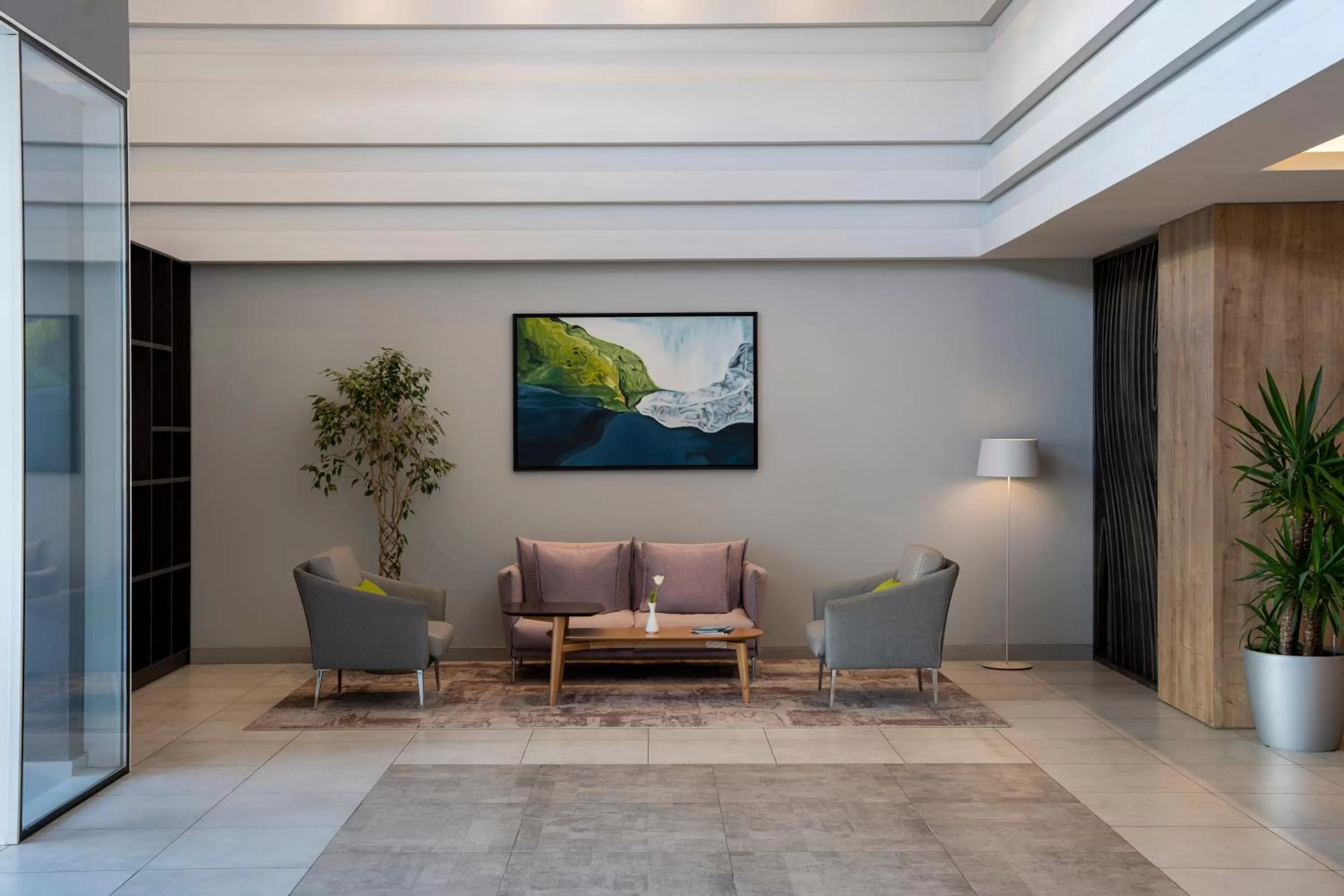 Lobby or reception in Adagio Aparthotel Jeddah Malik Road