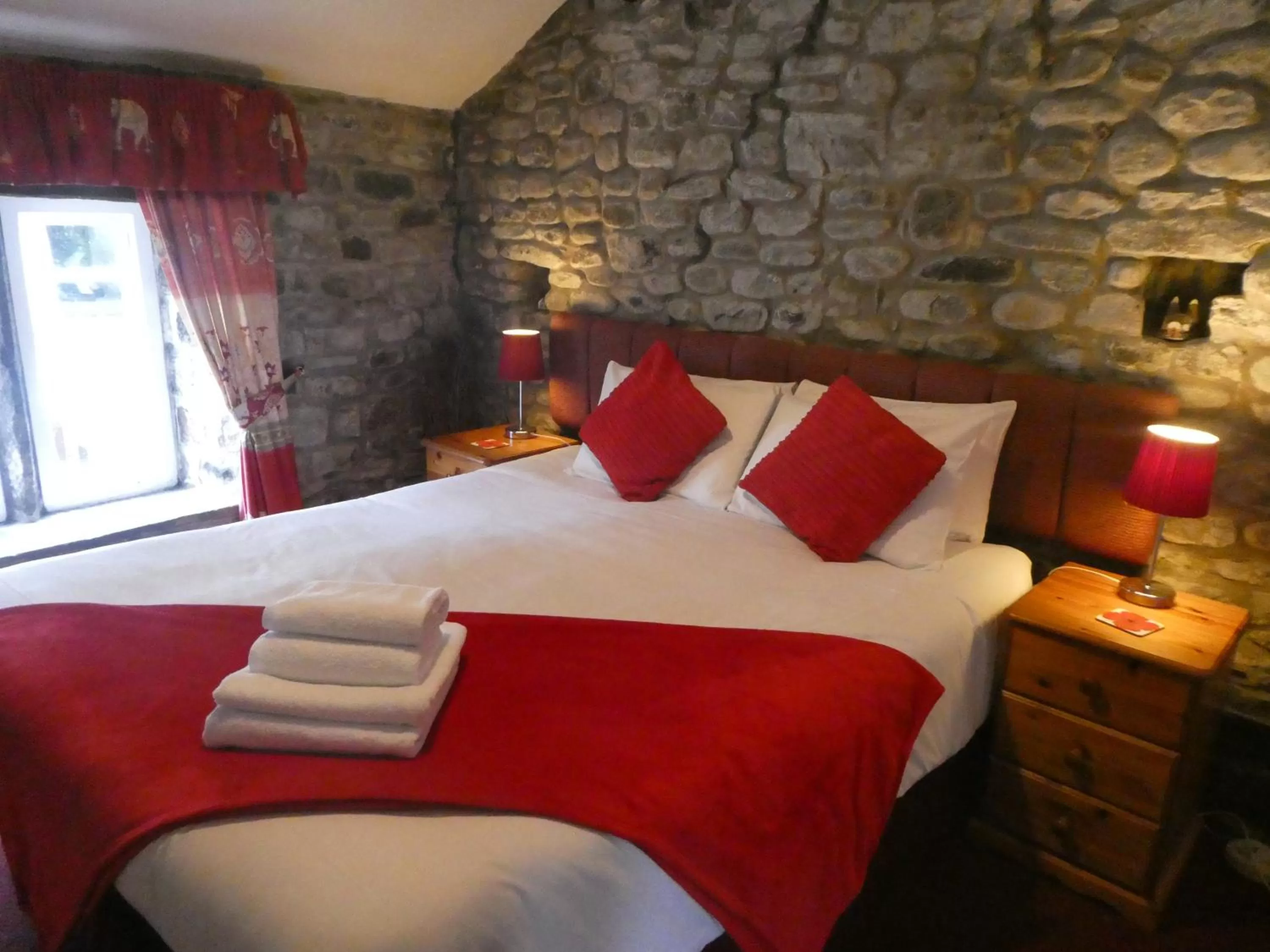 Double or Twin Room with Shower in The George Inn