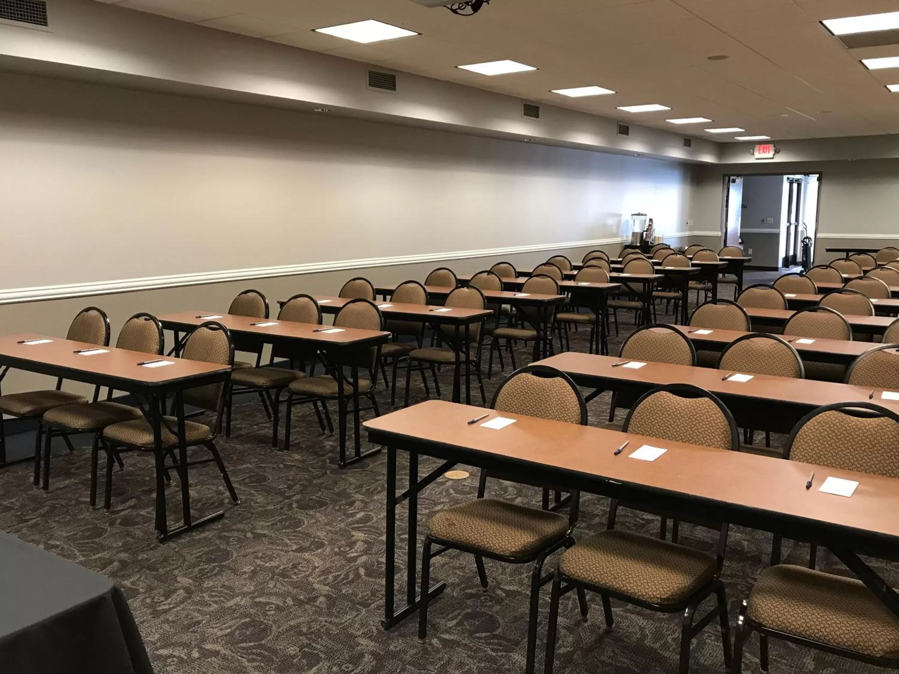 Business facilities in AmericInn by Wyndham Mankato Event Center near MSU