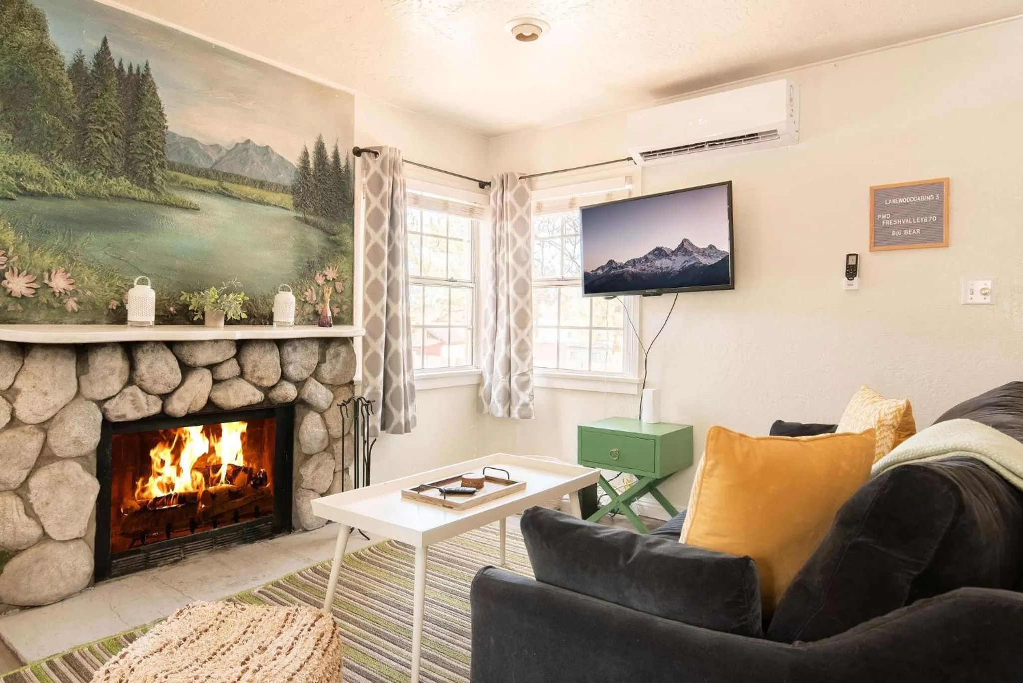 Living room in Lakewood Cabins