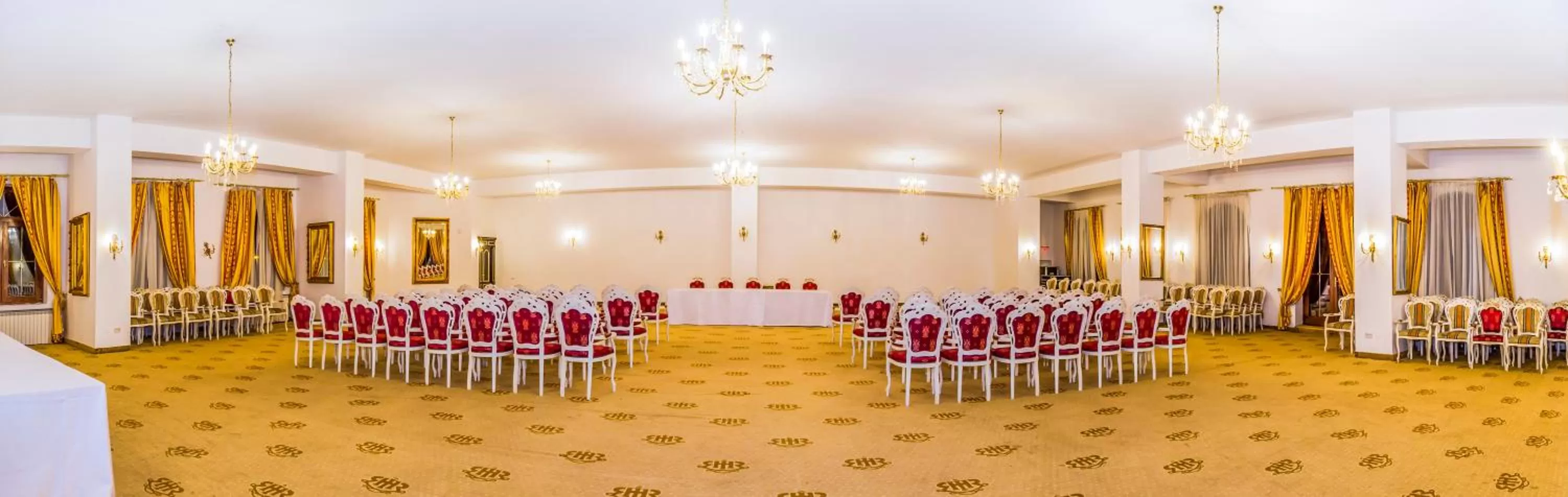 Banquet/Function facilities in Aurelius Imparatul Romanilor Hotel & SPA
