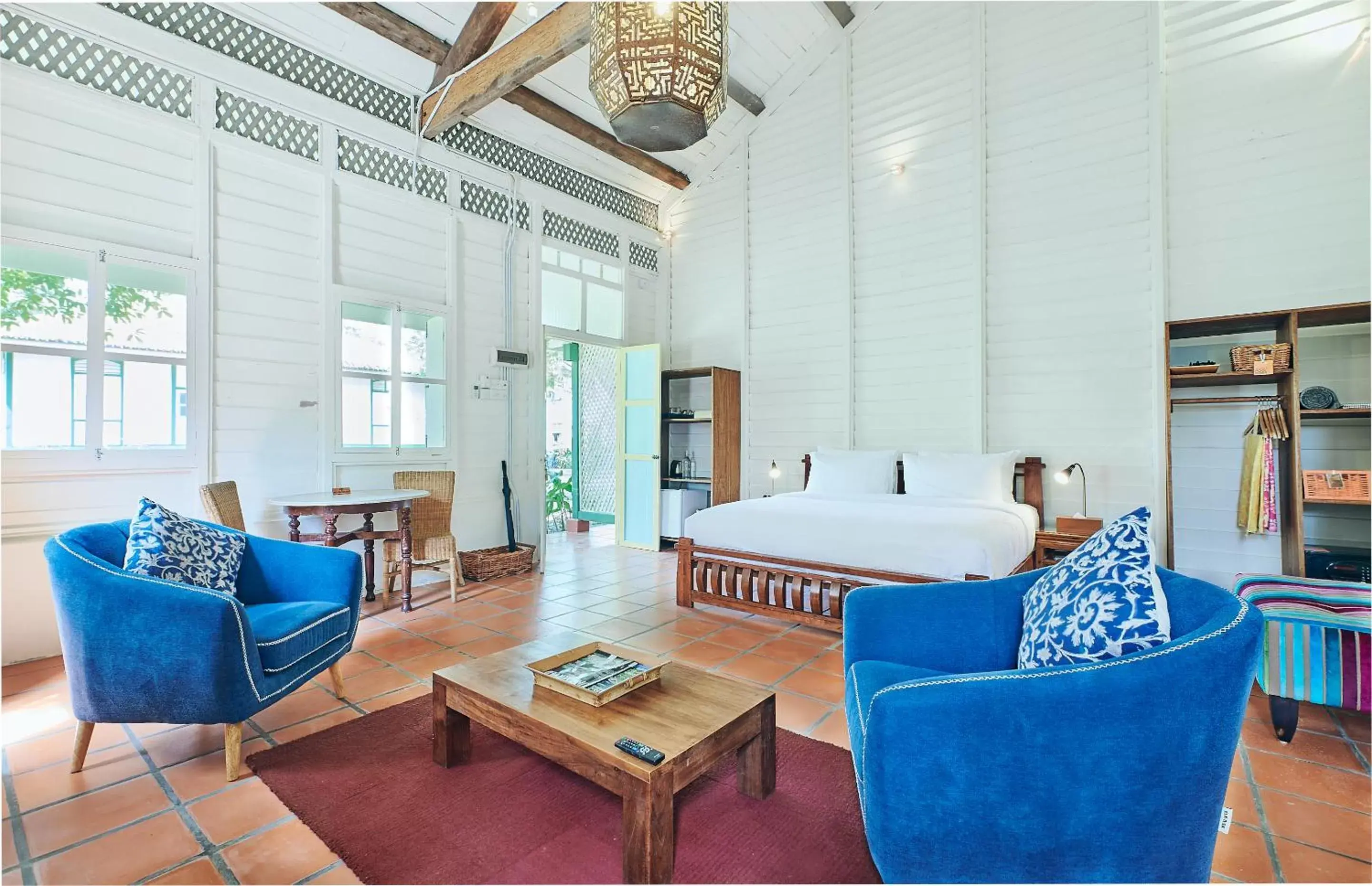 King Bed with Private Garden - Estate House 5 in Temple Tree Resort King Bed with Private Garden - Estate House 5 in Temple Tree Resort