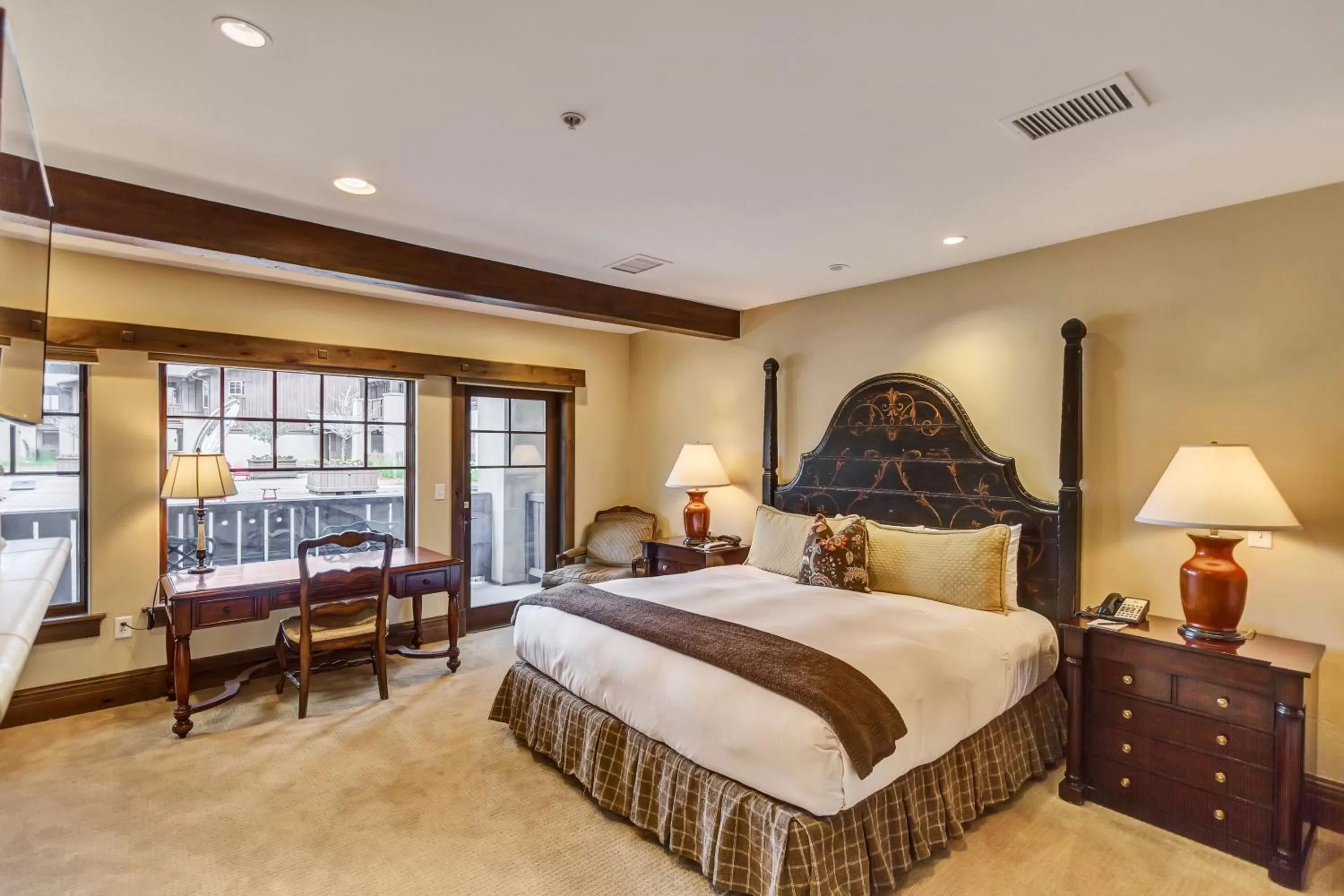 Bed in The Chateaux Deer Valley