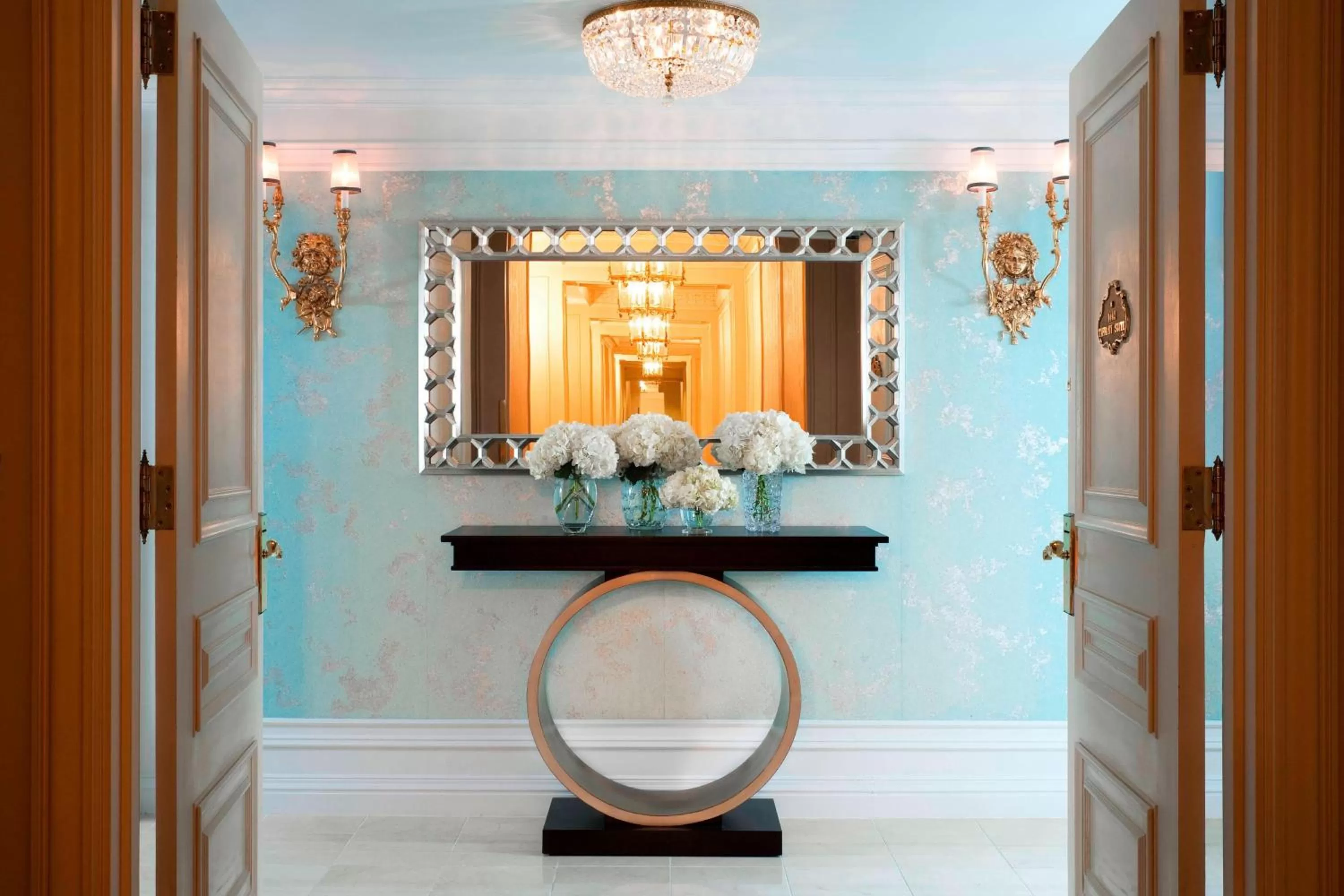 Photo of the whole room in The St. Regis New York