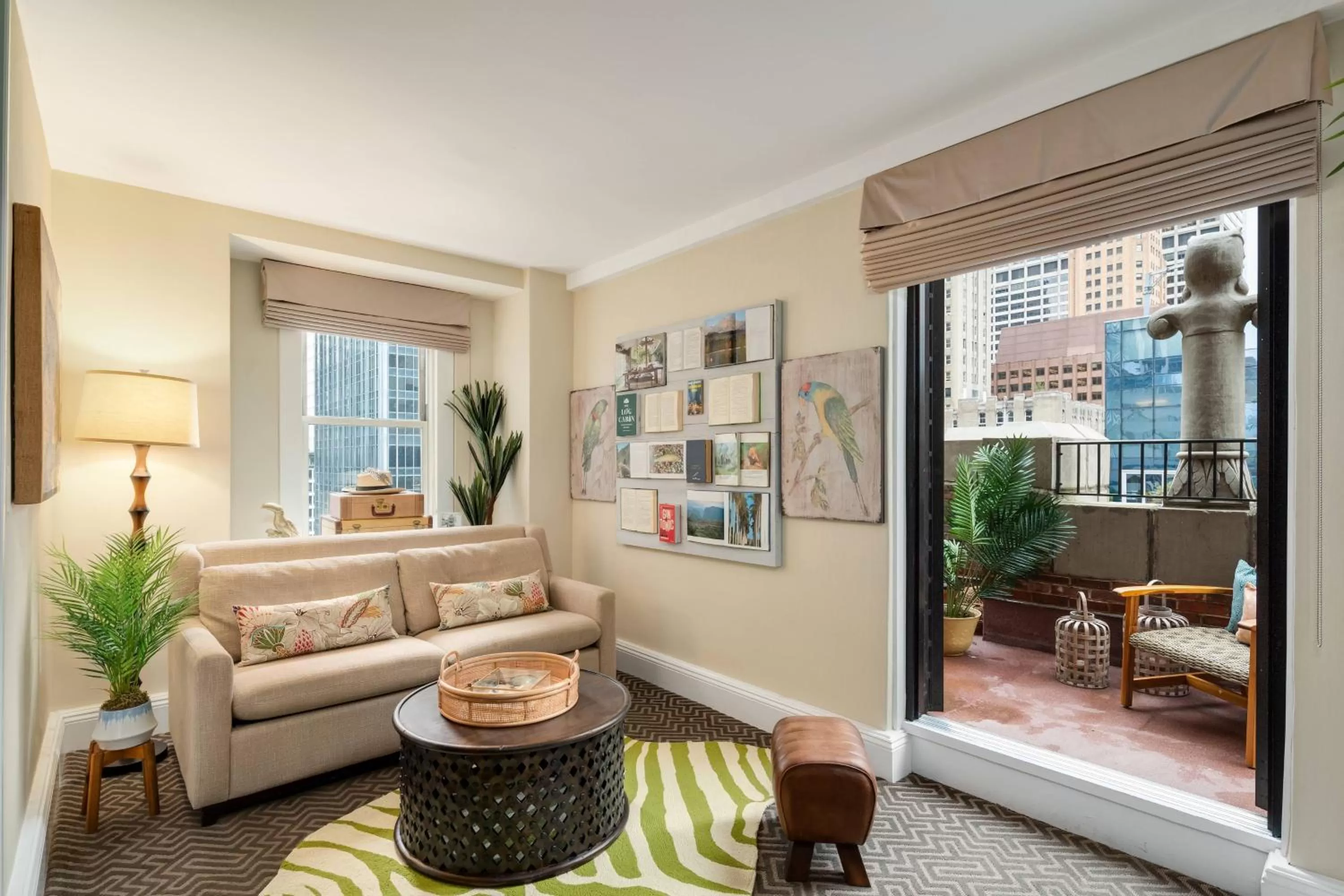 Photo of the whole room in The Lexington Hotel, Autograph Collection