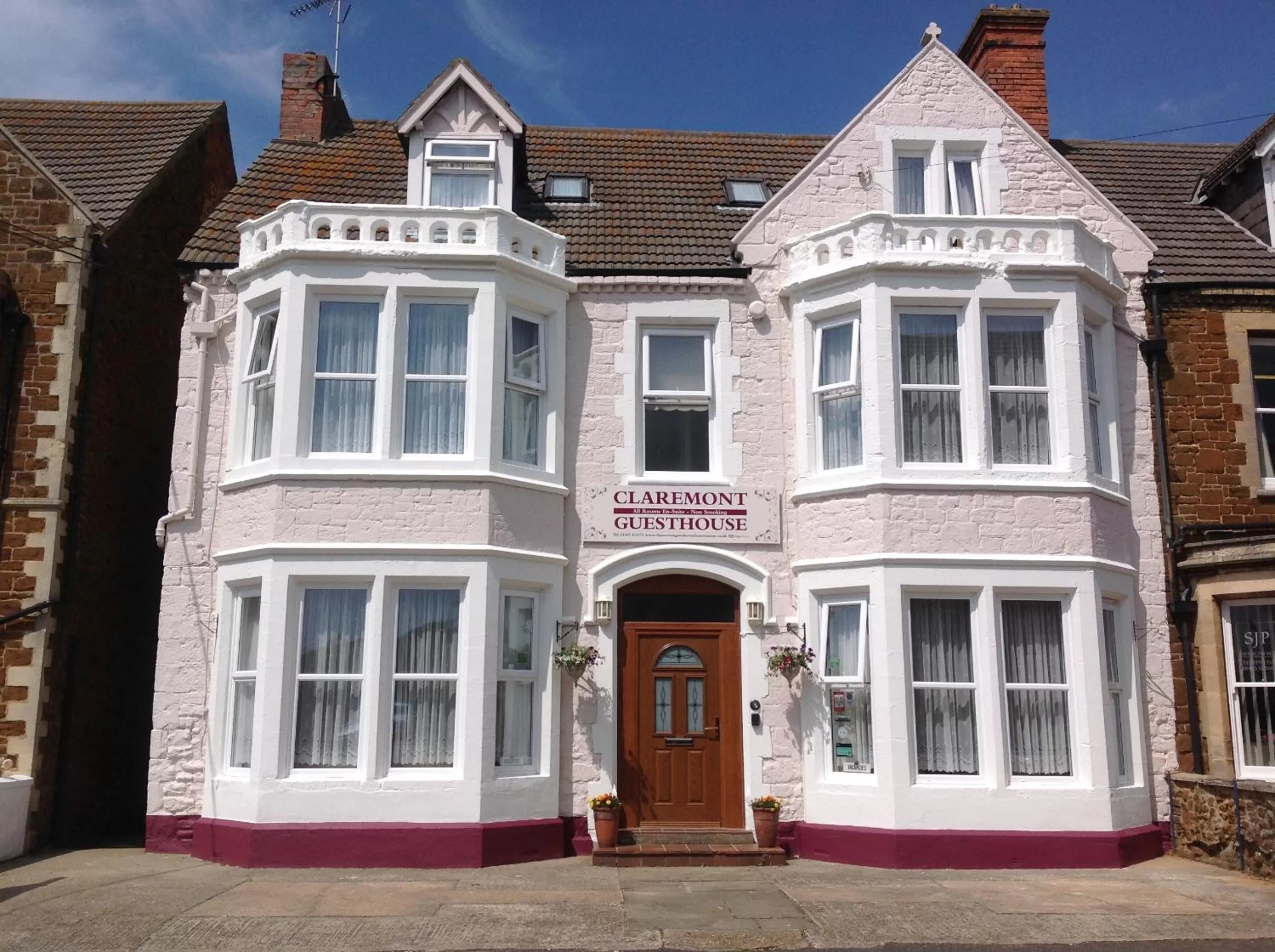 Facade/entrance, Property Building in Claremont Guesthouse