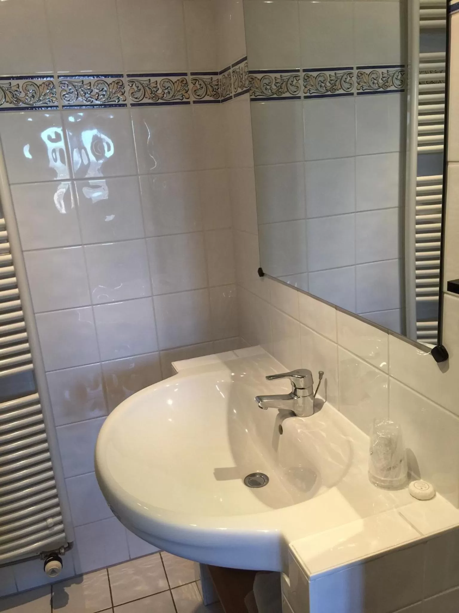 Bathroom in MARGOT'L