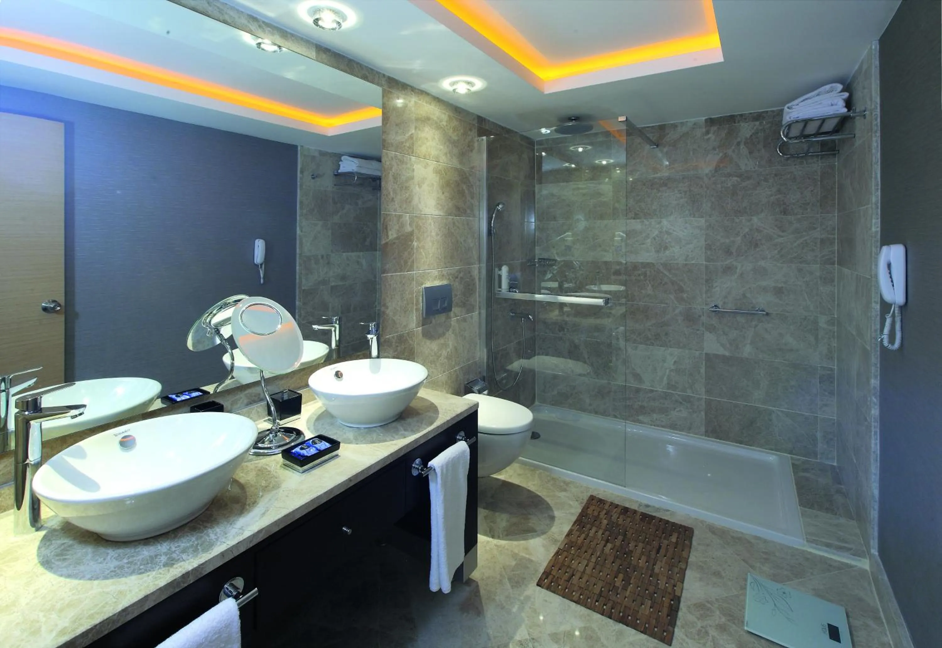 Shower in Cettia Beach Resort