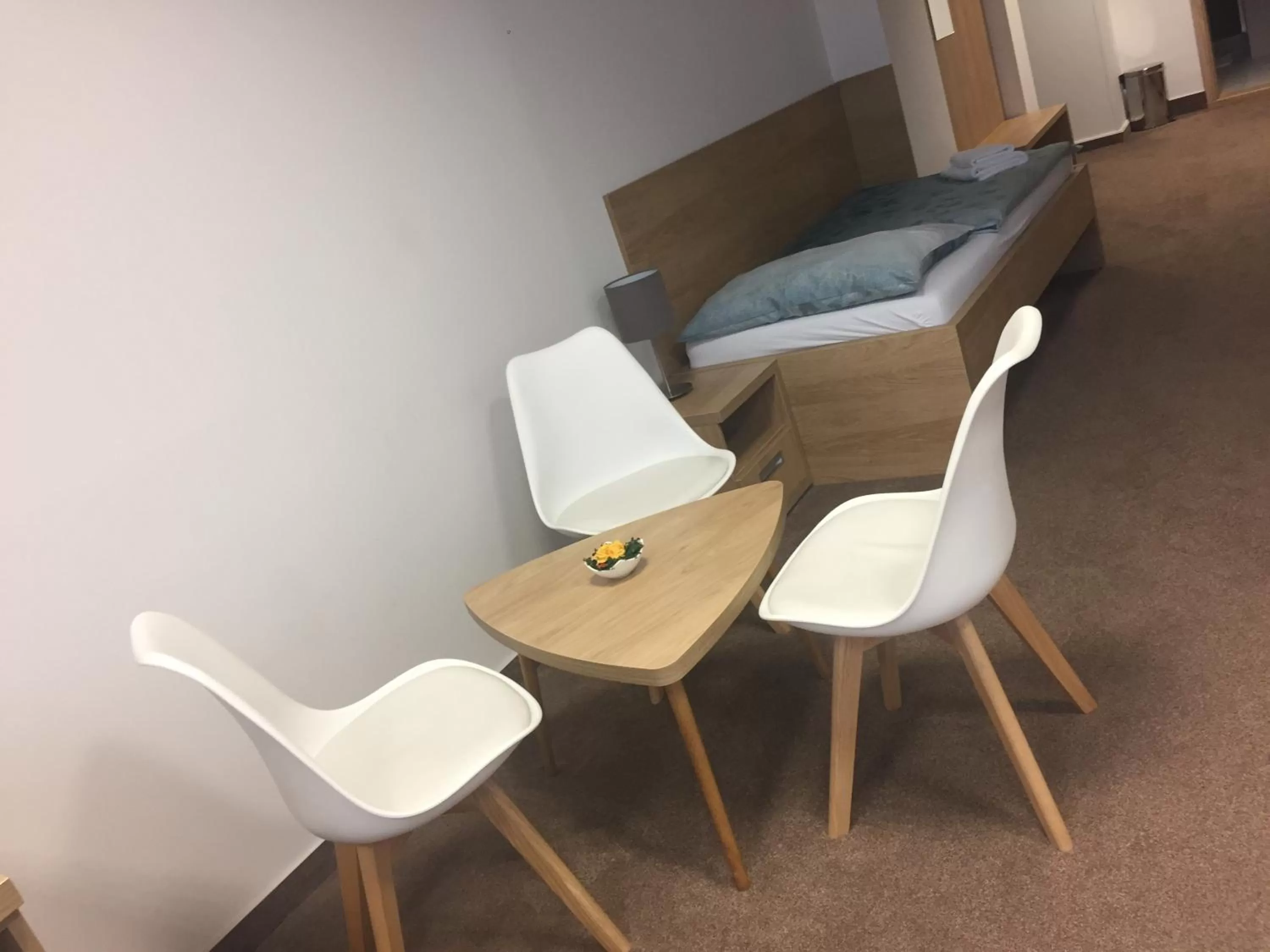 Seating area, Dining Area in Hotel Bothe