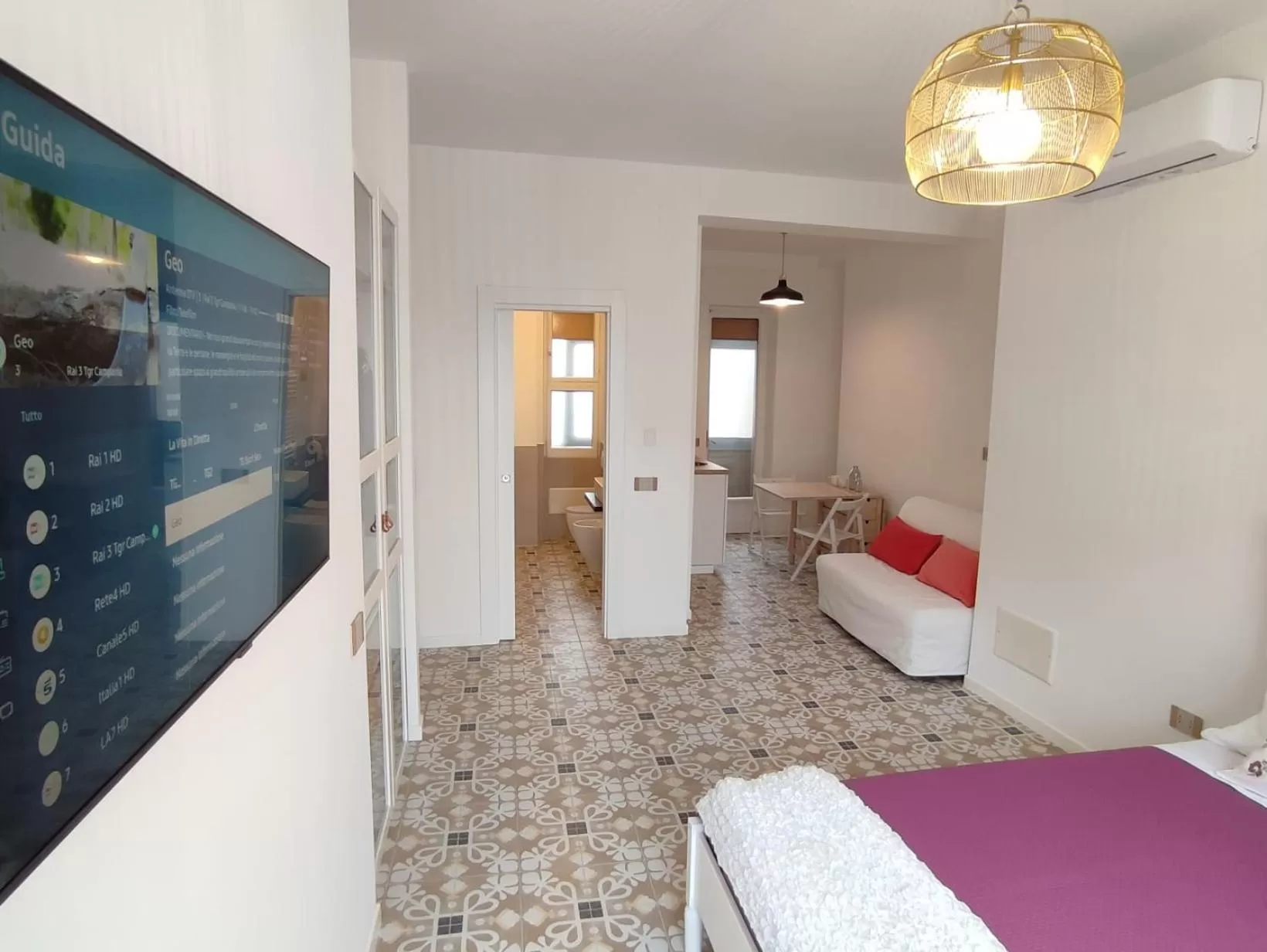 Bedroom, Bed in Edahouse