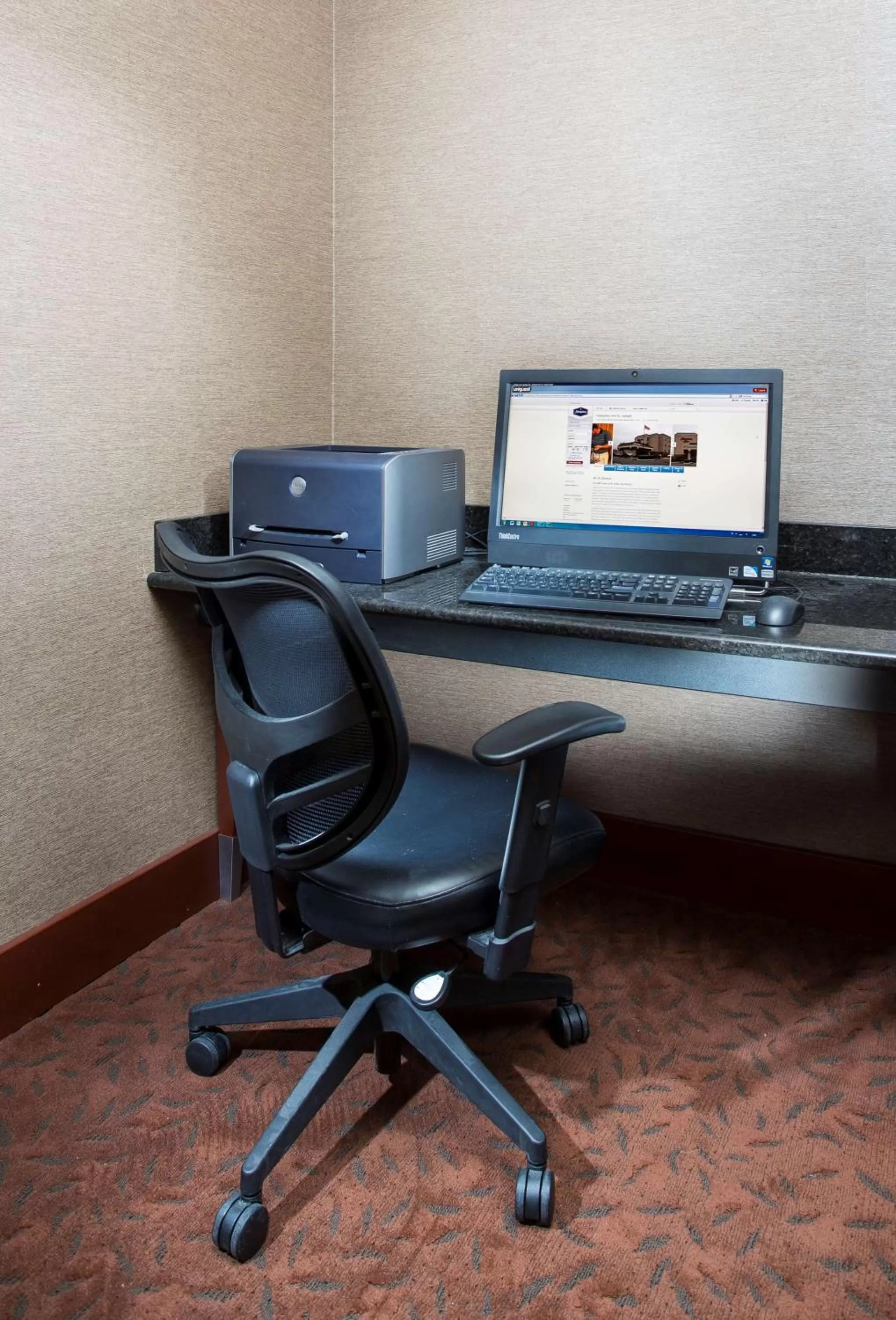 Business facilities in Hampton Inn St. Joseph