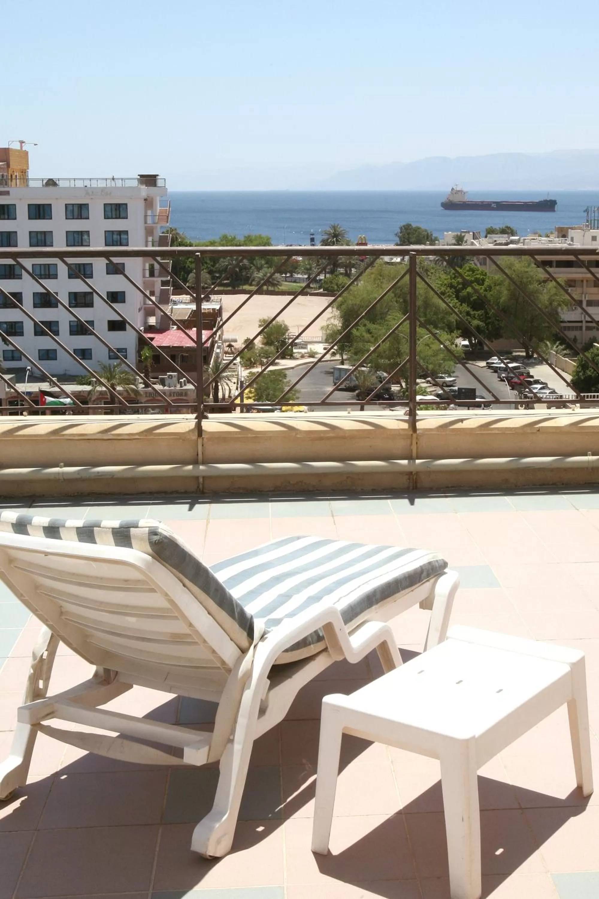 Day in Golden Tulip Aqaba