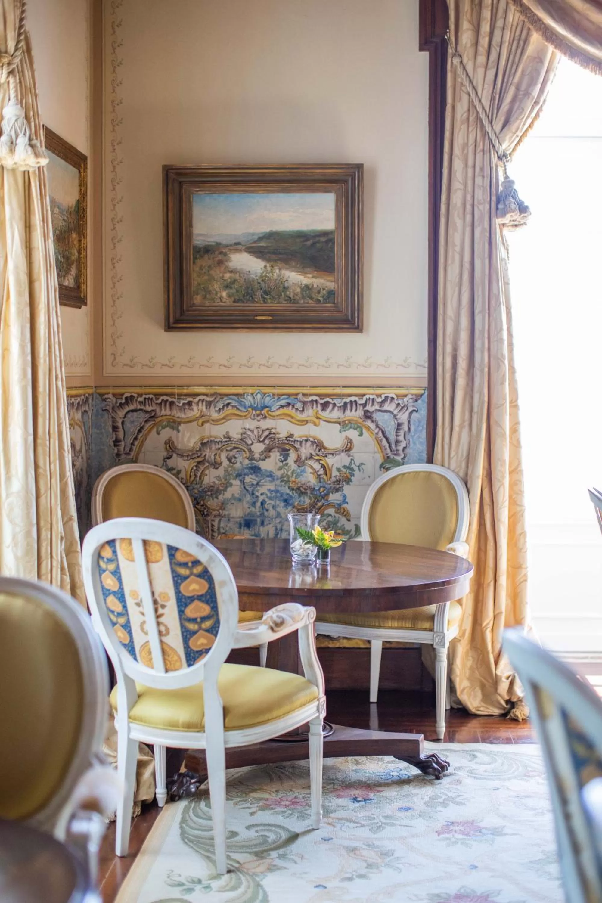 Living room in Estoril Vintage Hotel