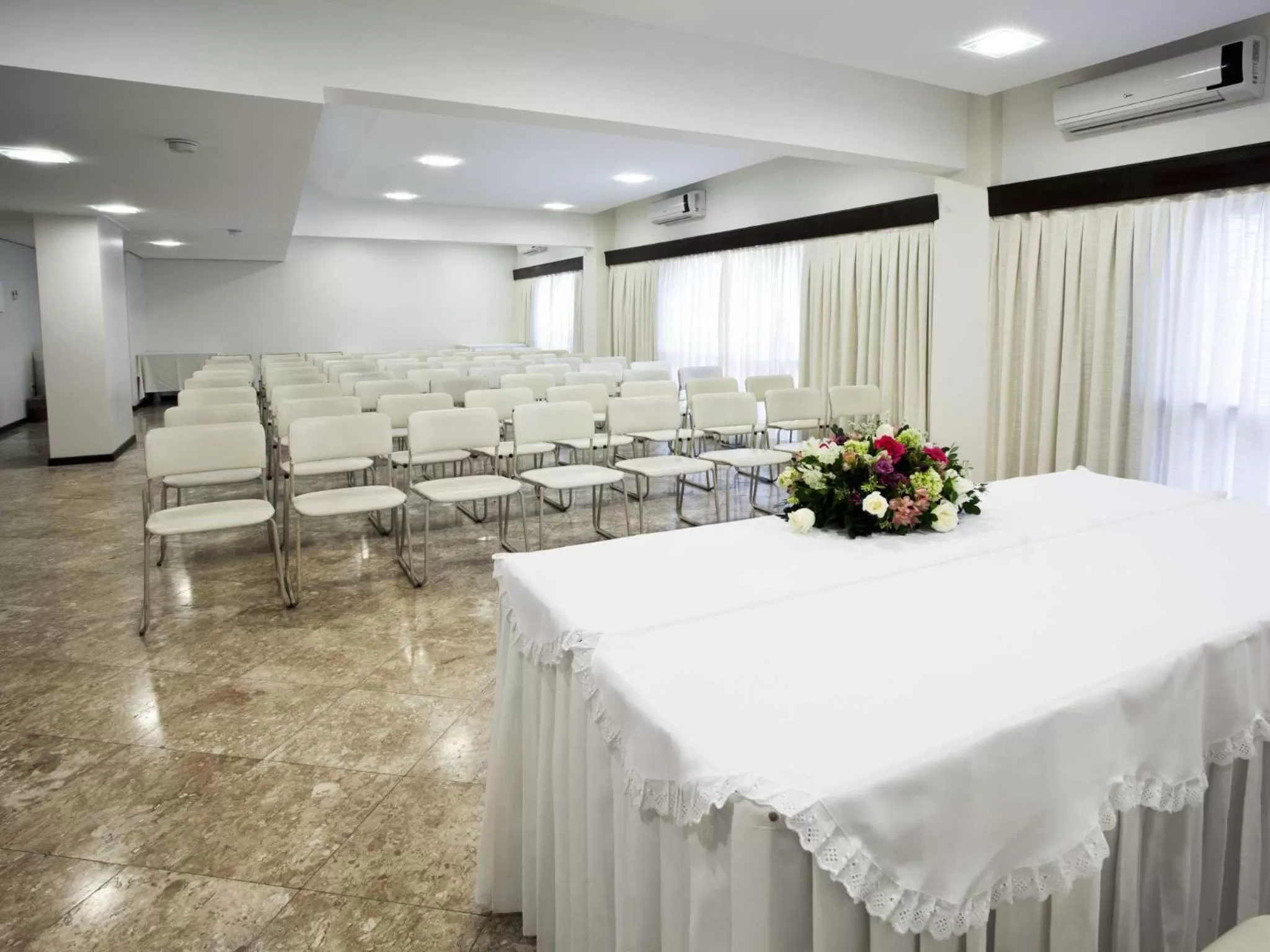 Banquet/Function facilities in Plaza Blumenau Hotel