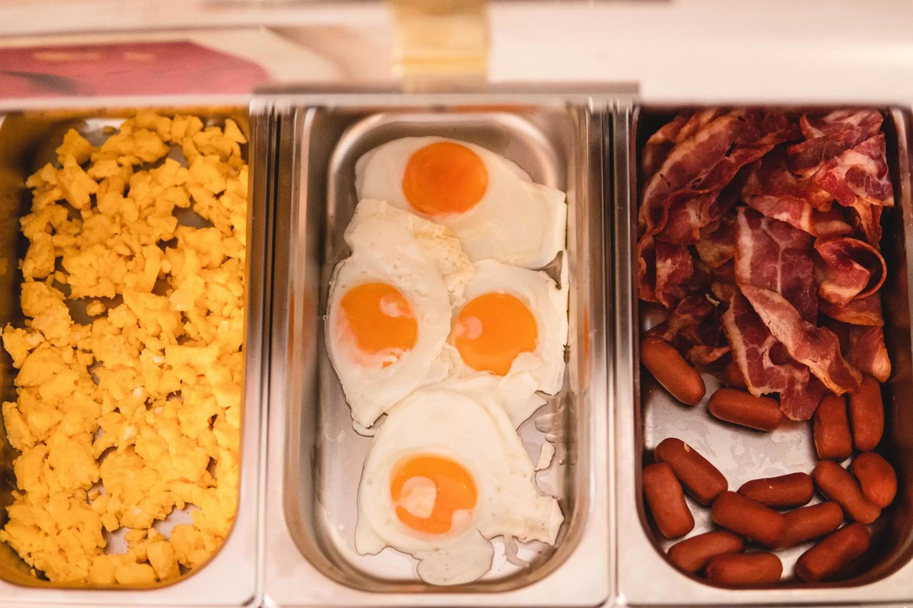 Food and drinks in Argo Hotel Piraeus