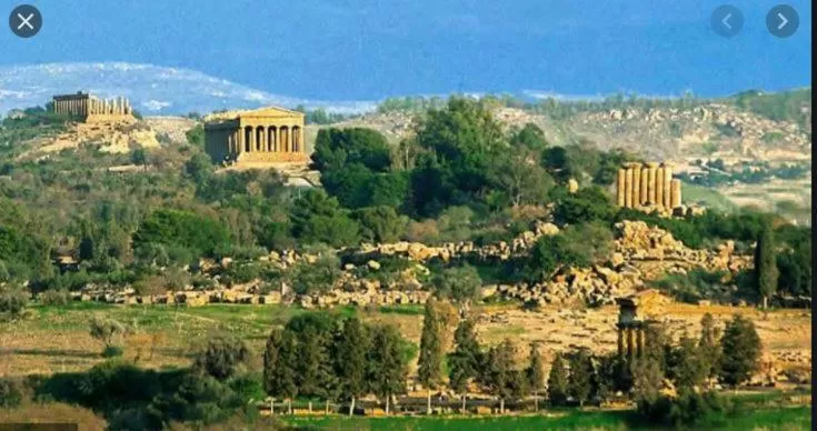 Nearby landmark in B&B Athena Comfort "Centro Città"