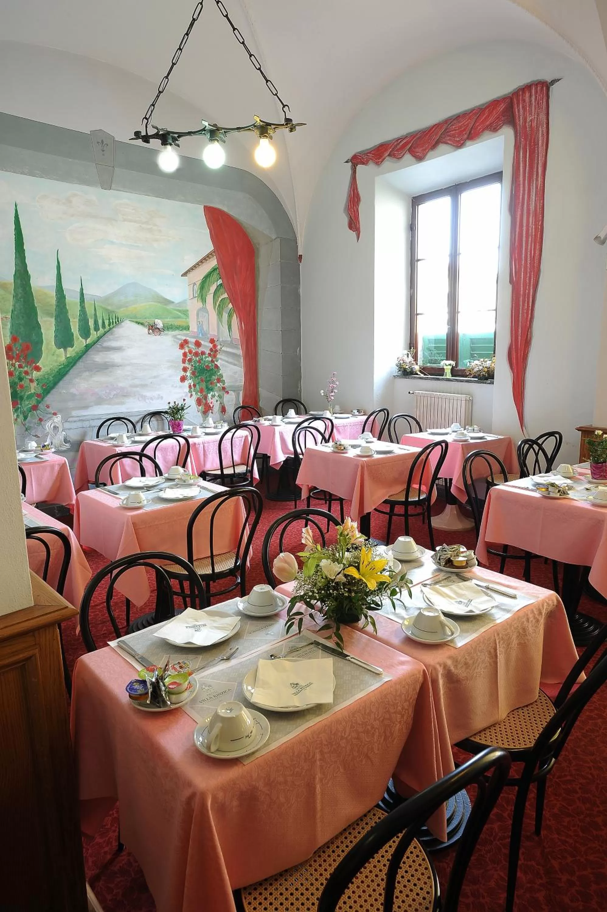 Restaurant/places to eat in Hotel Villa Kinzica