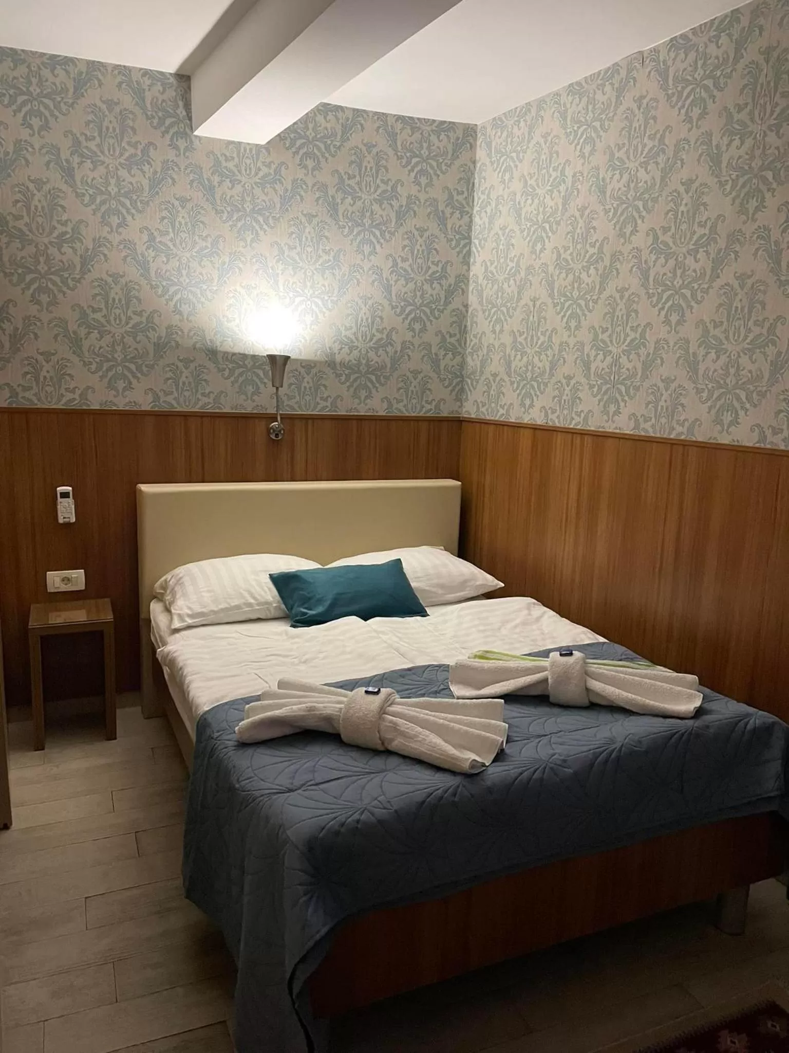 Bed in Hotel - Villa Lejla