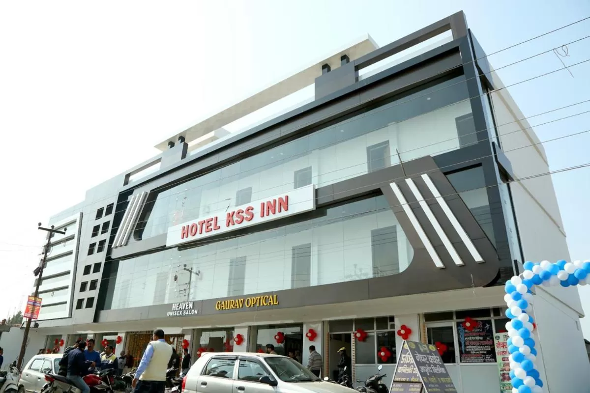 Property building in Hotel KSS Inn