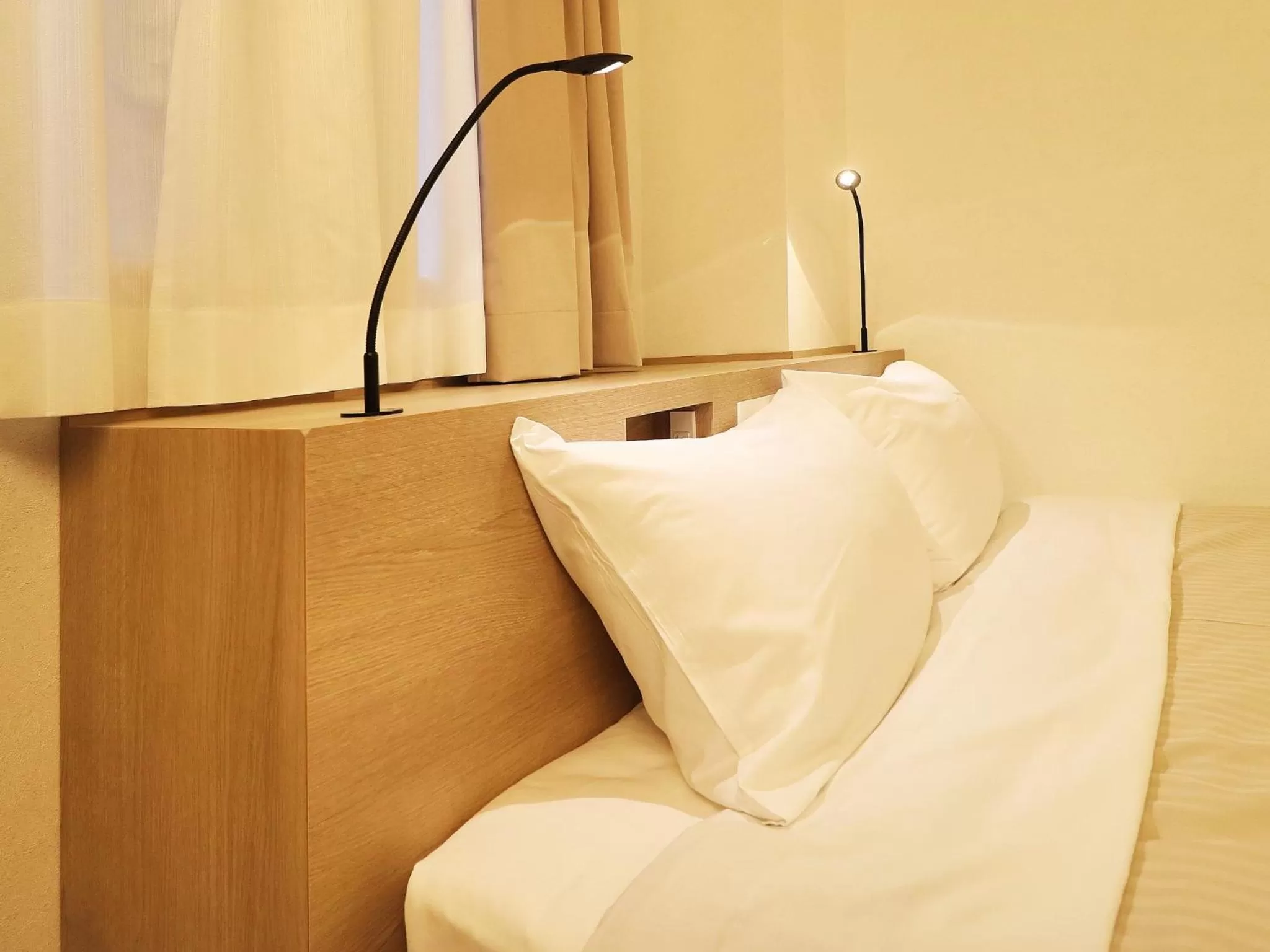 Bed in Odawara Terminal Hotel