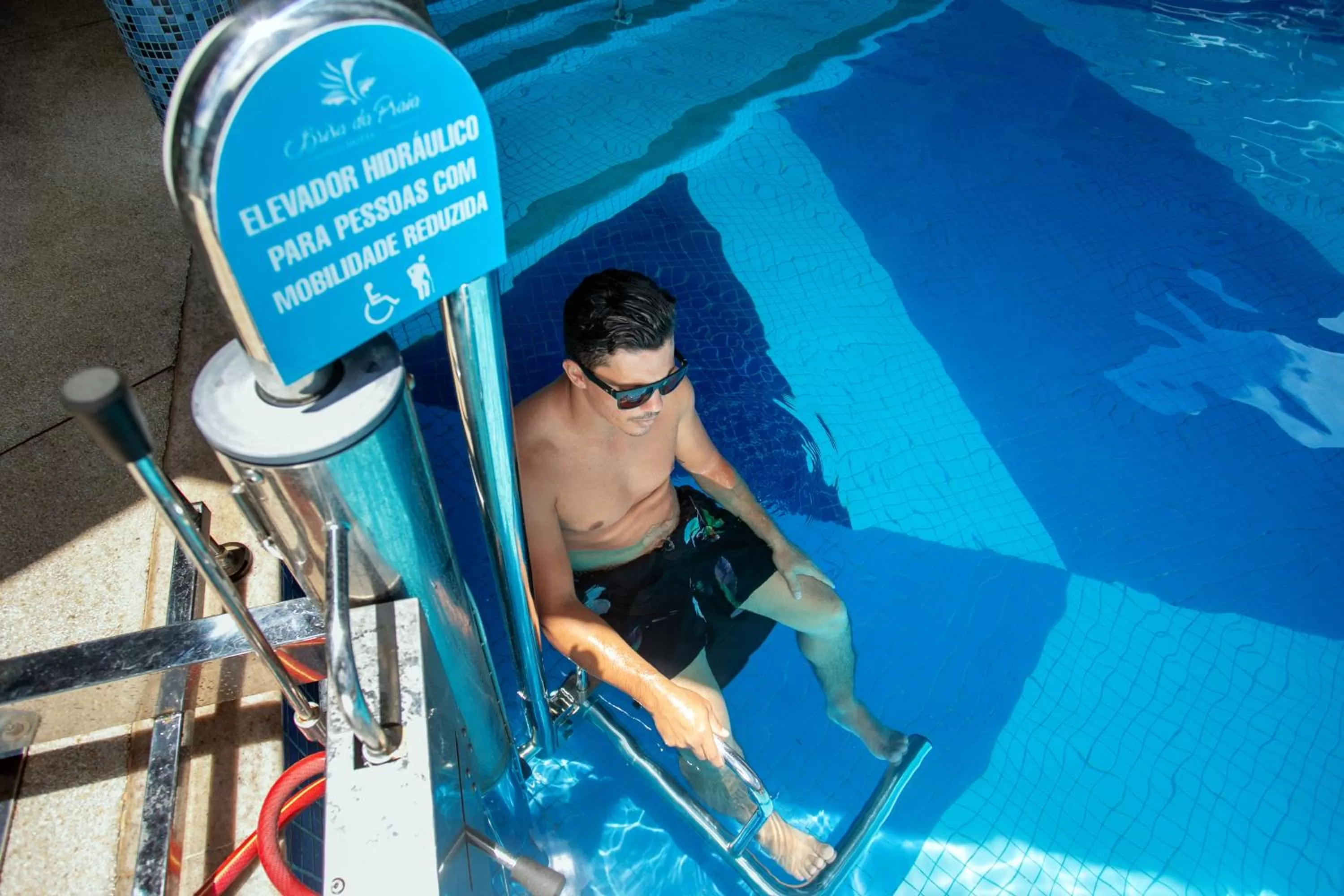 Swimming pool in Brisa da Praia Park Hotel