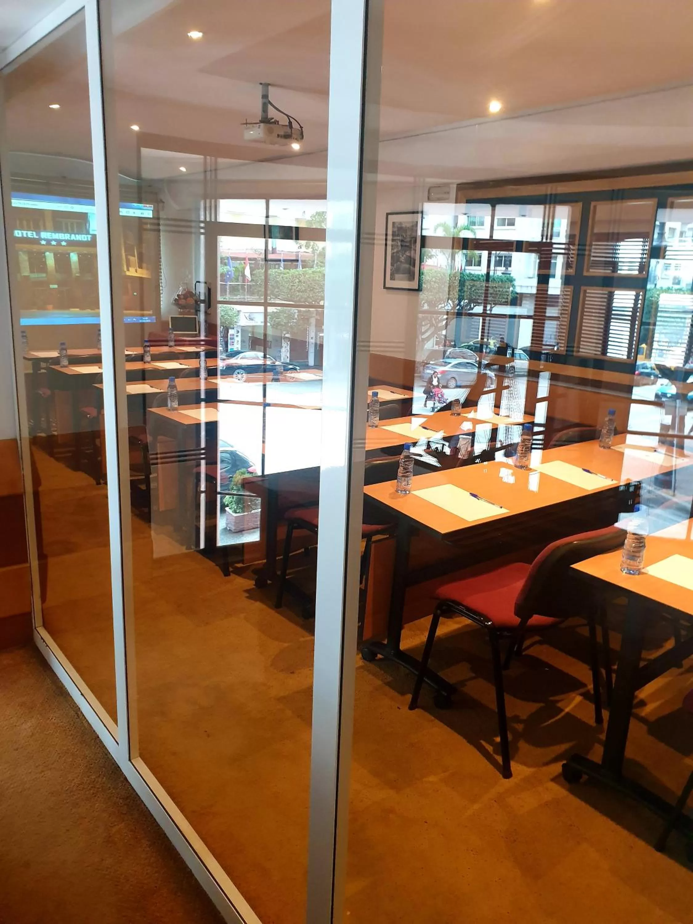 Meeting/conference room in Hôtel Rembrandt