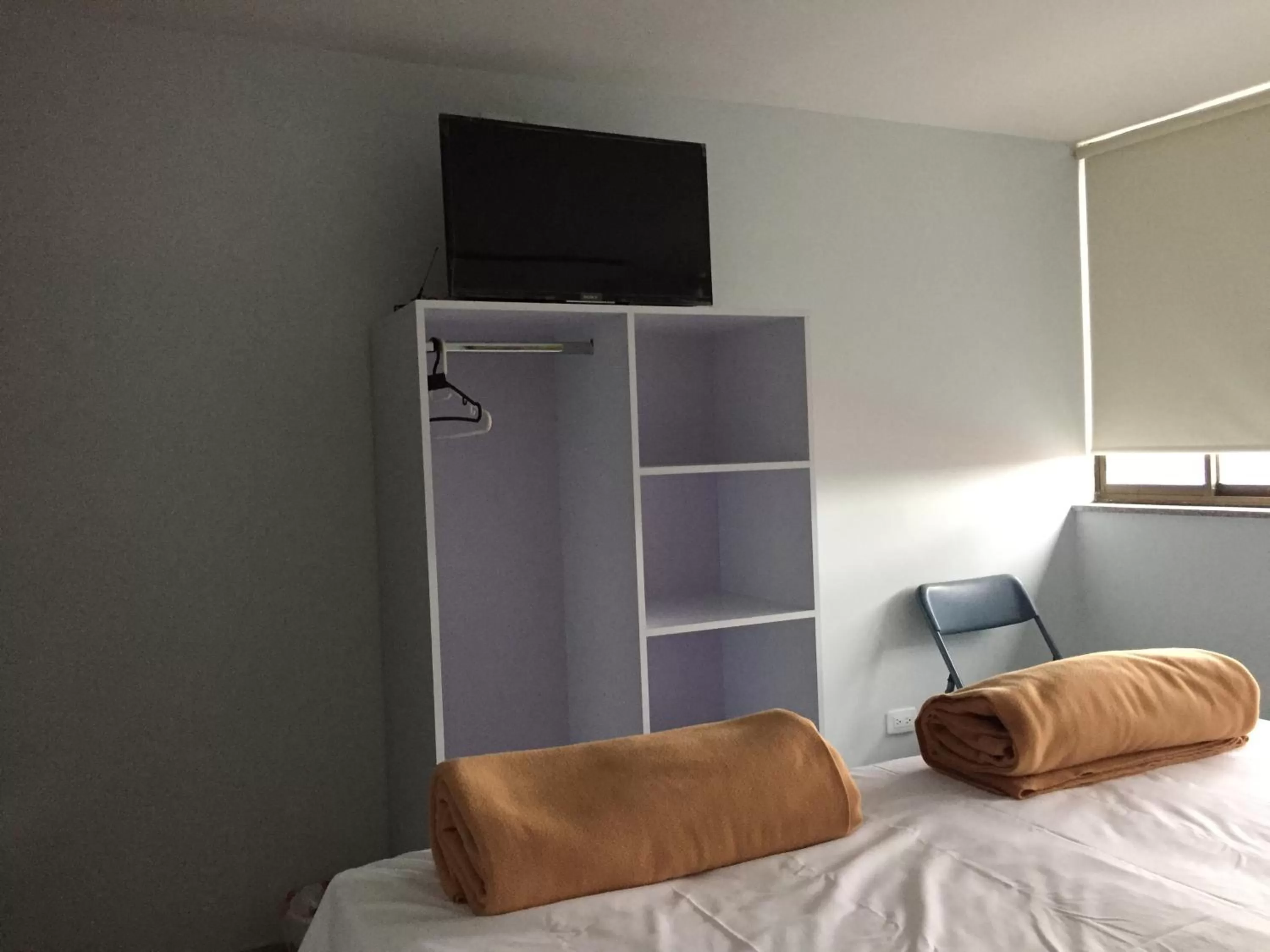 TV/Entertainment Center in Hotel Garden City Boutique